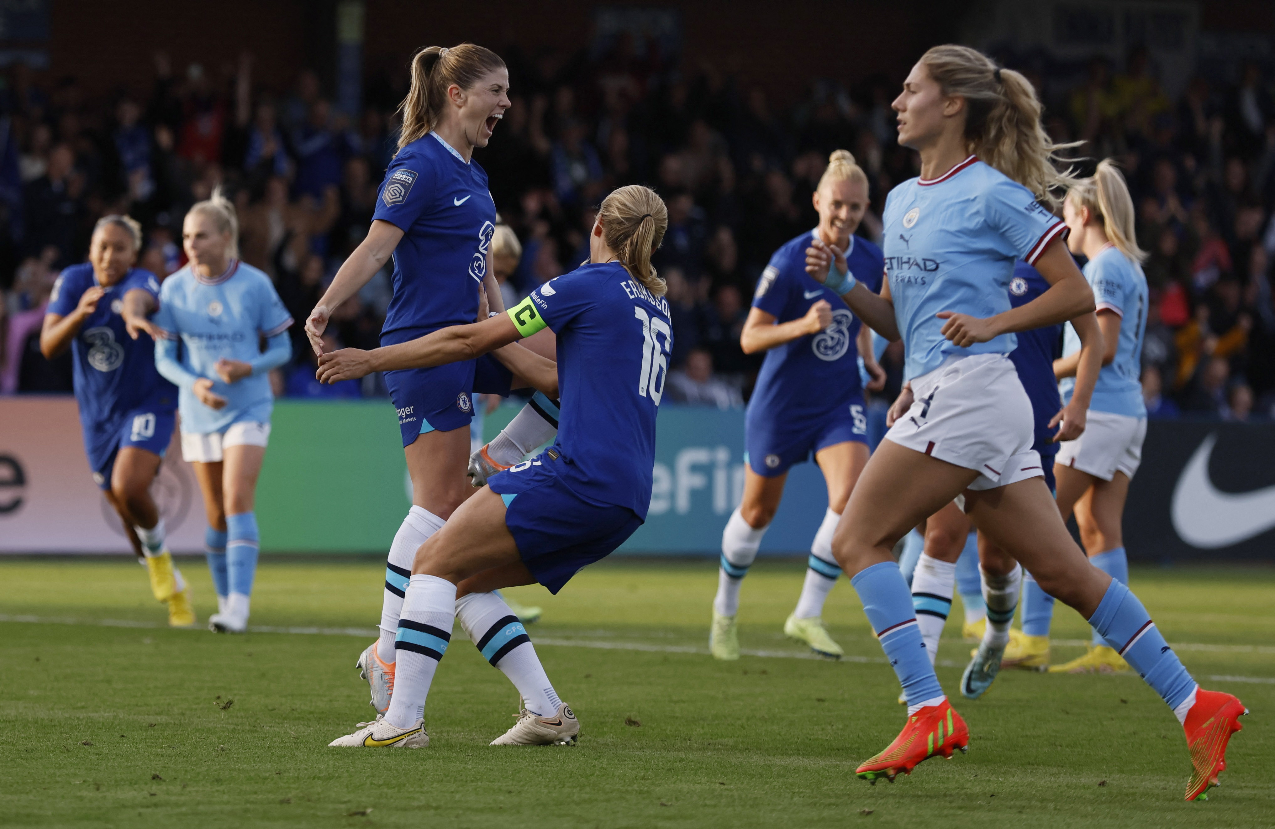 Man City 2-0 Chelsea: Blues knocked off Women's Super League top spot with  title clash defeat