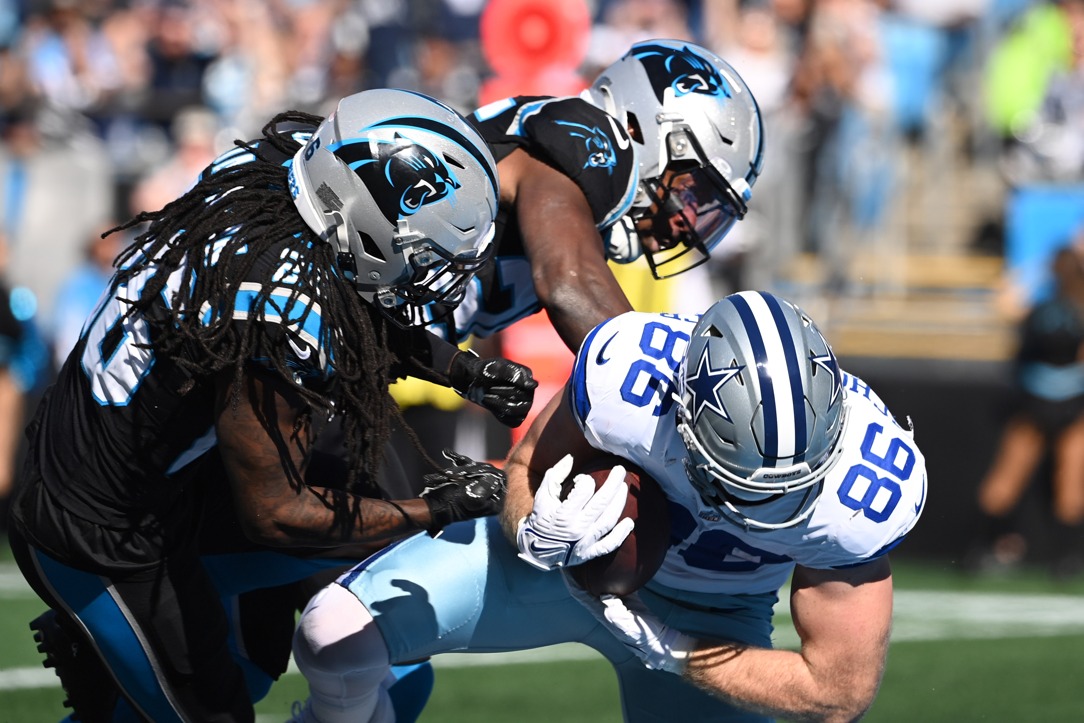 Late TD blitz carries Cowboys past Panthers 3310 Reuters