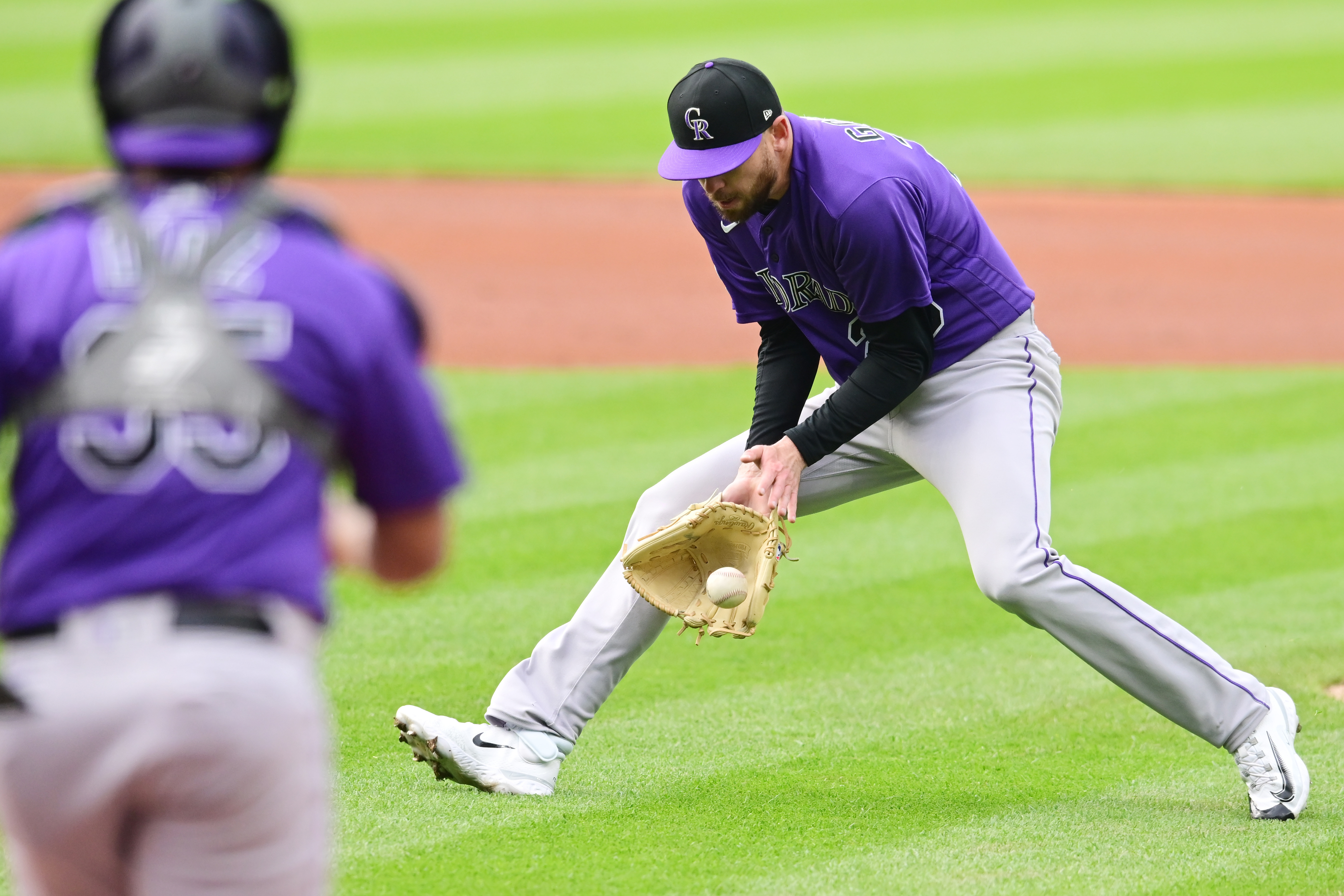 Jurickson Profar, Rockies cruise past Guardians