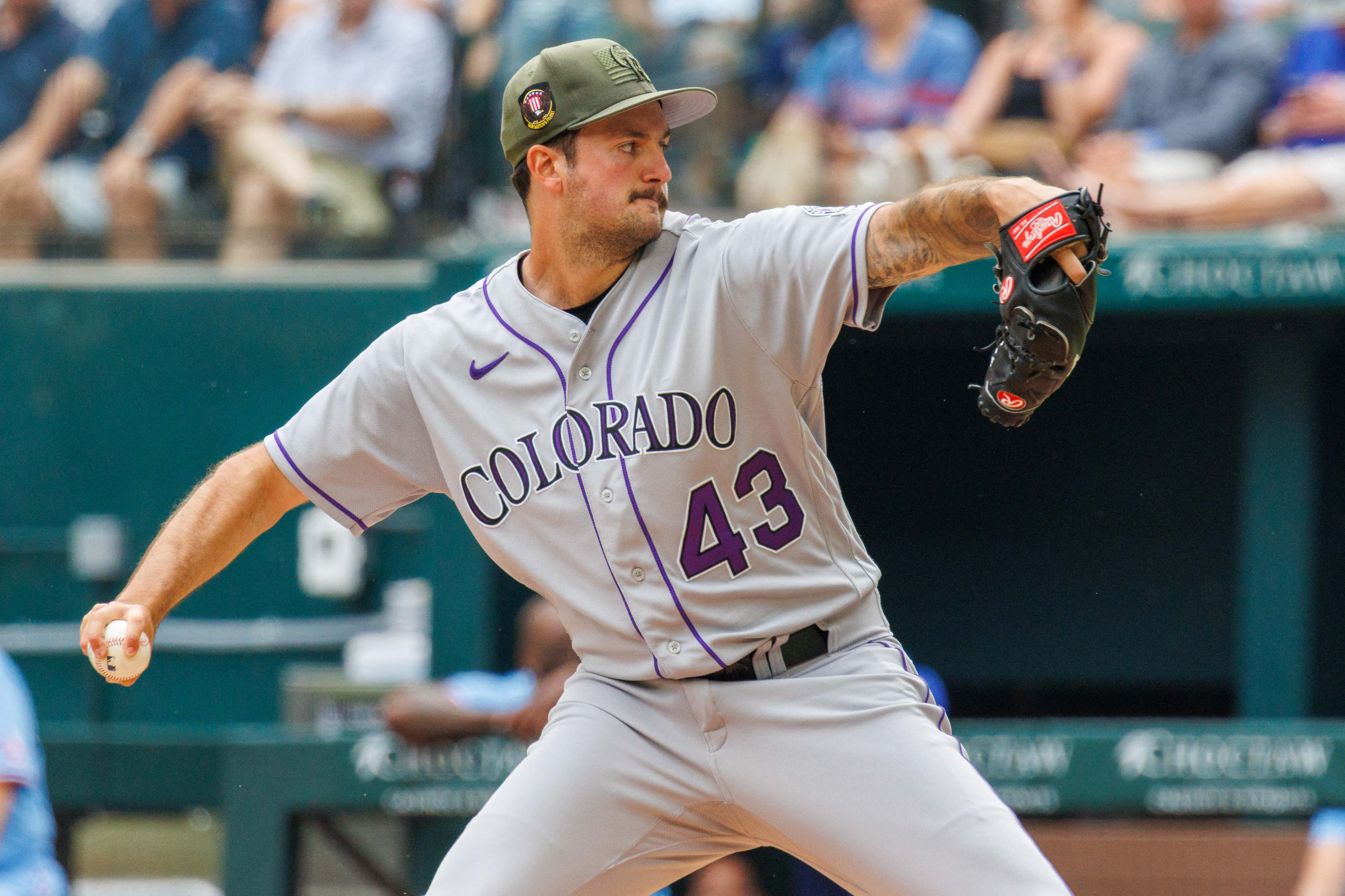 Rangers flex muscles in 13-3 rout to sweep Rockies