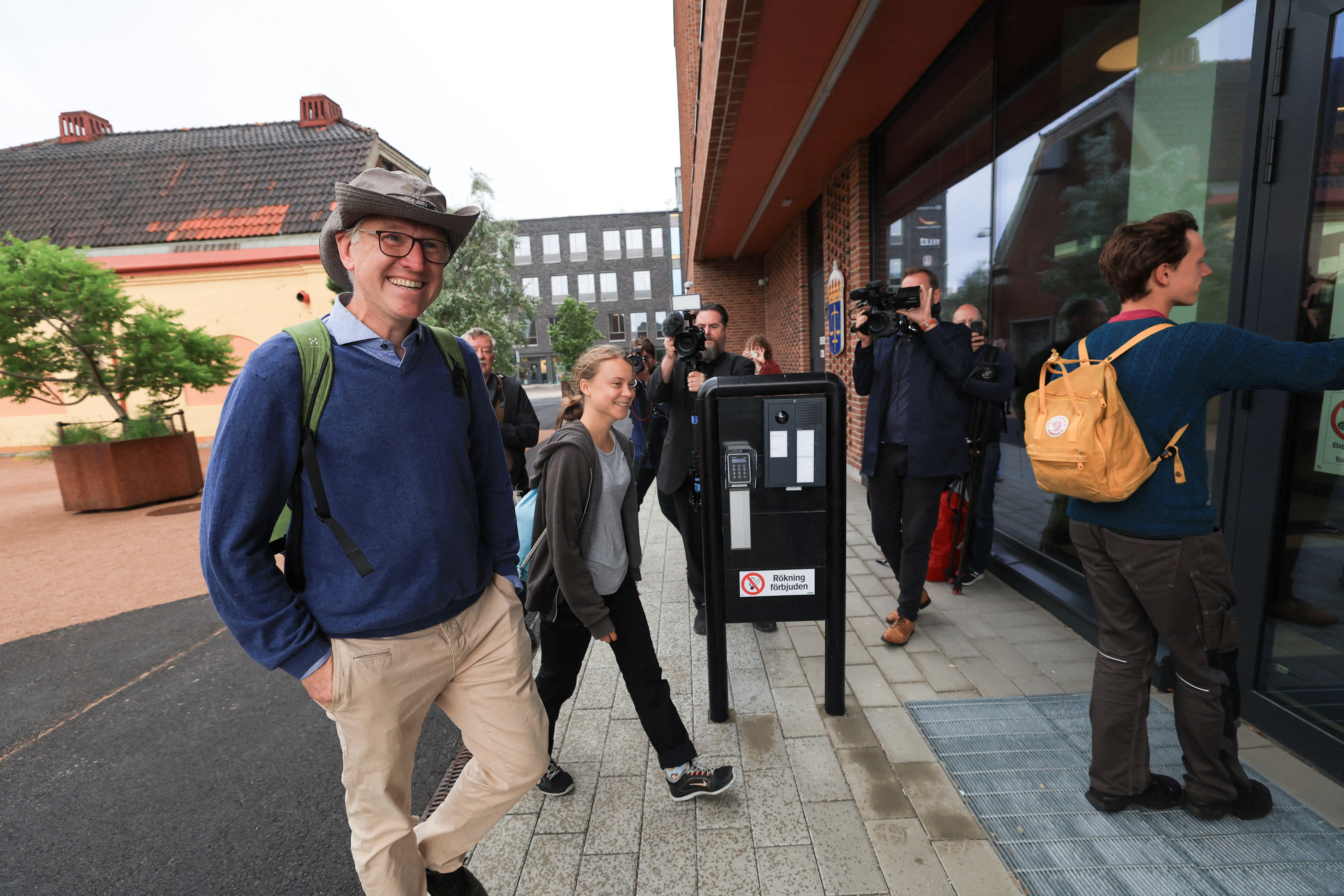 Greta Thunberg forcibly removed from protest hours after conviction for  similar action in June | Reuters