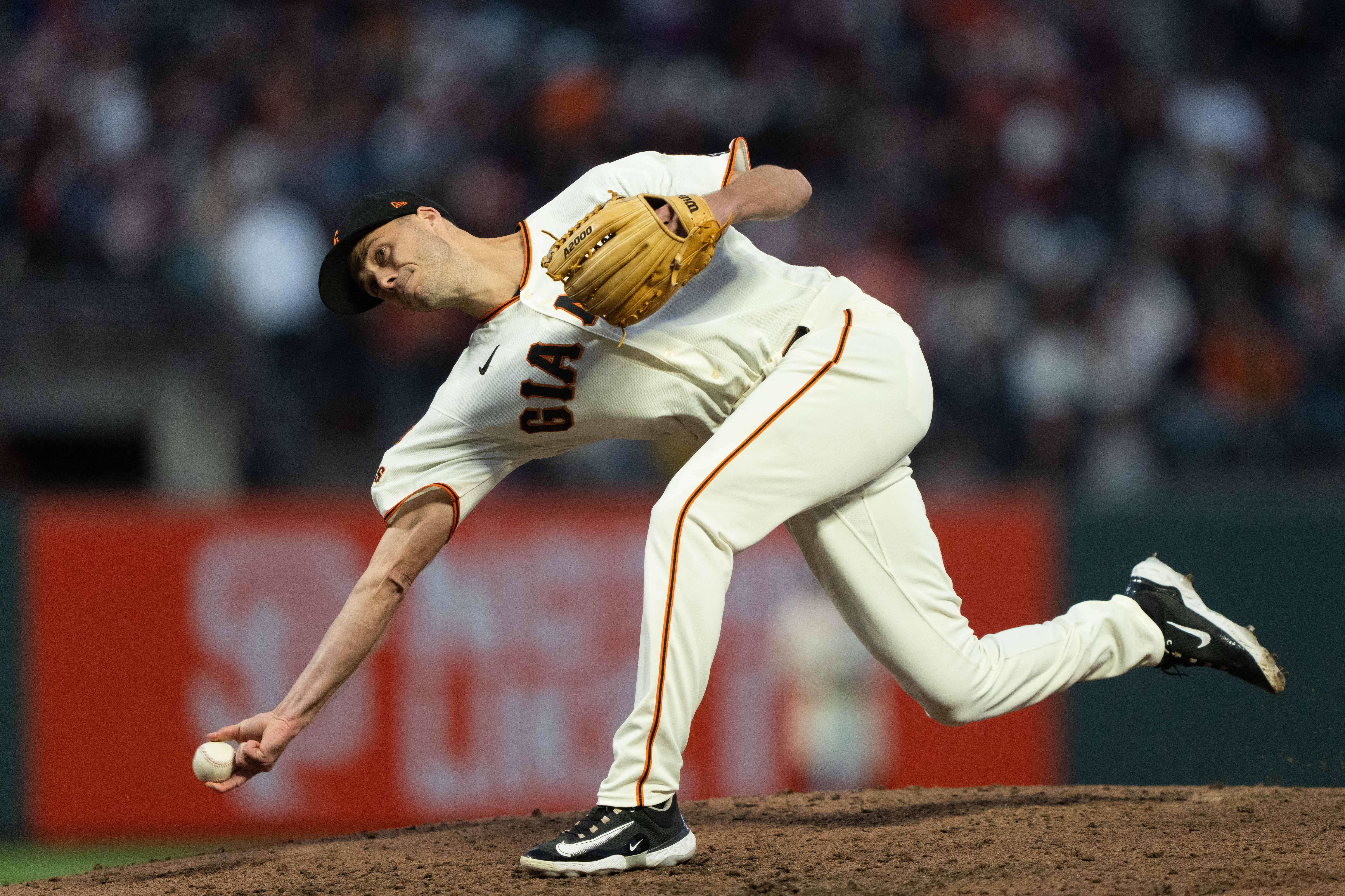Giants complete 3-game sweep of Rockies behind rookie pitcher's
