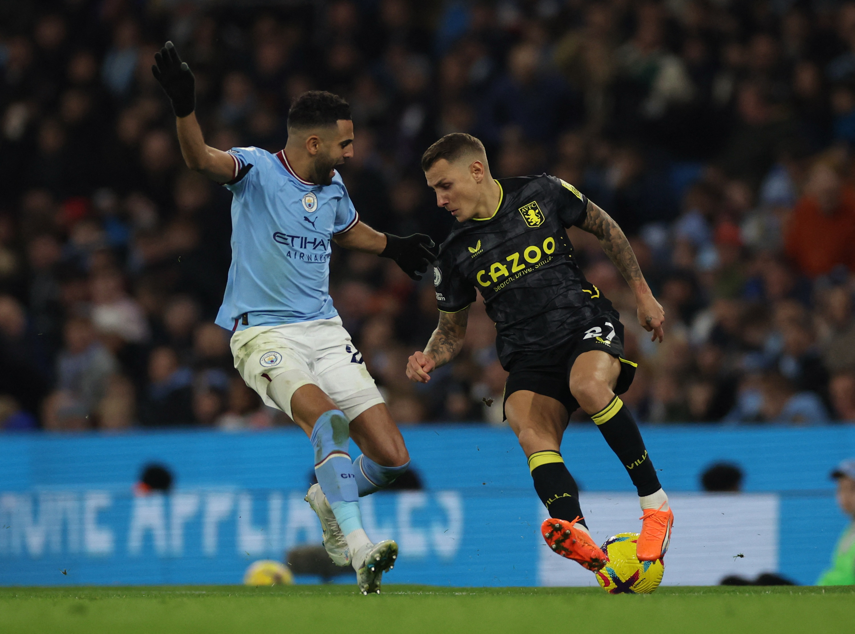 Defiant Man City See Off Villa To Close Gap On Arsenal | Reuters