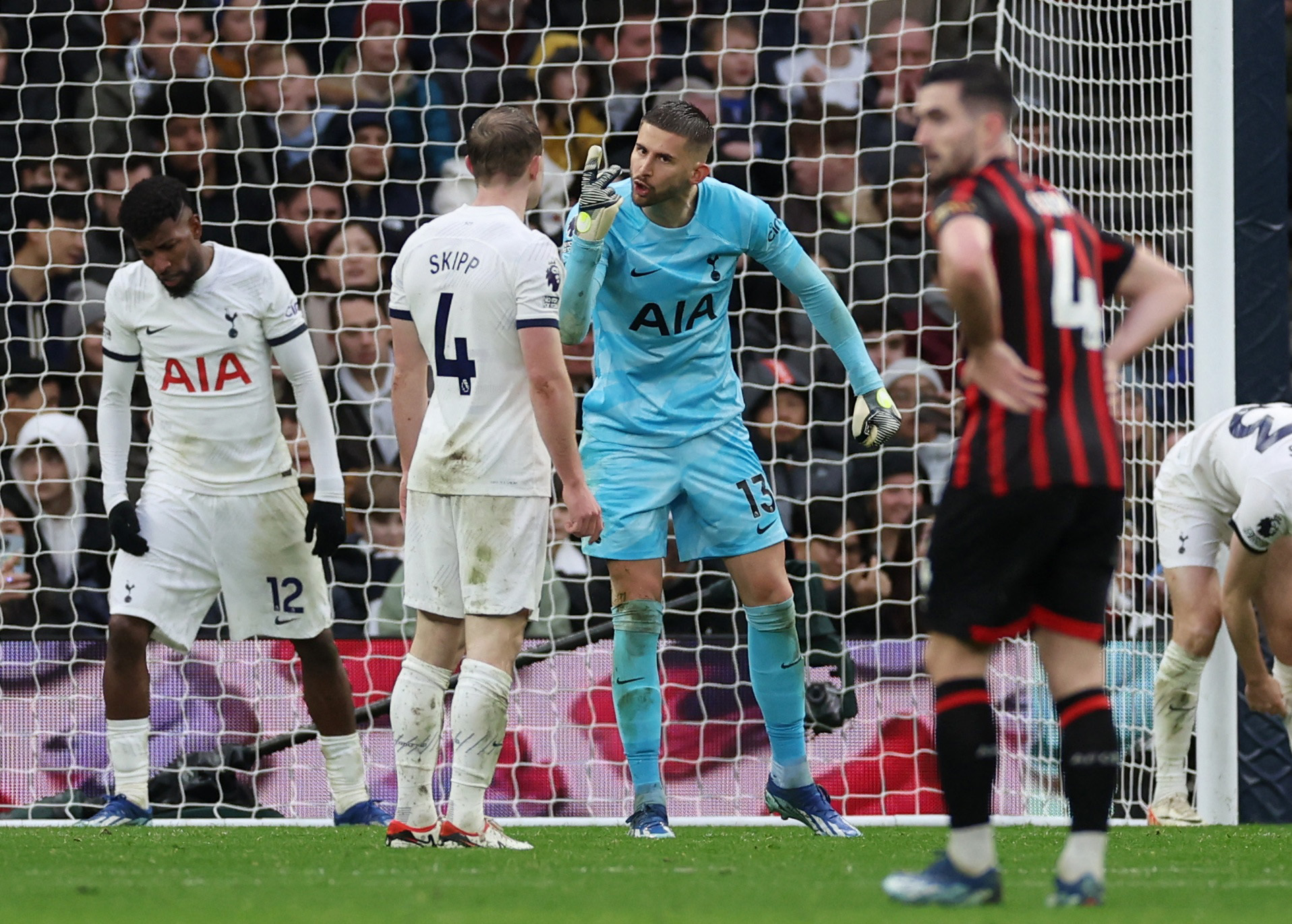 Tottenham end Bournemouth hot streak with 3-1 victory | Reuters