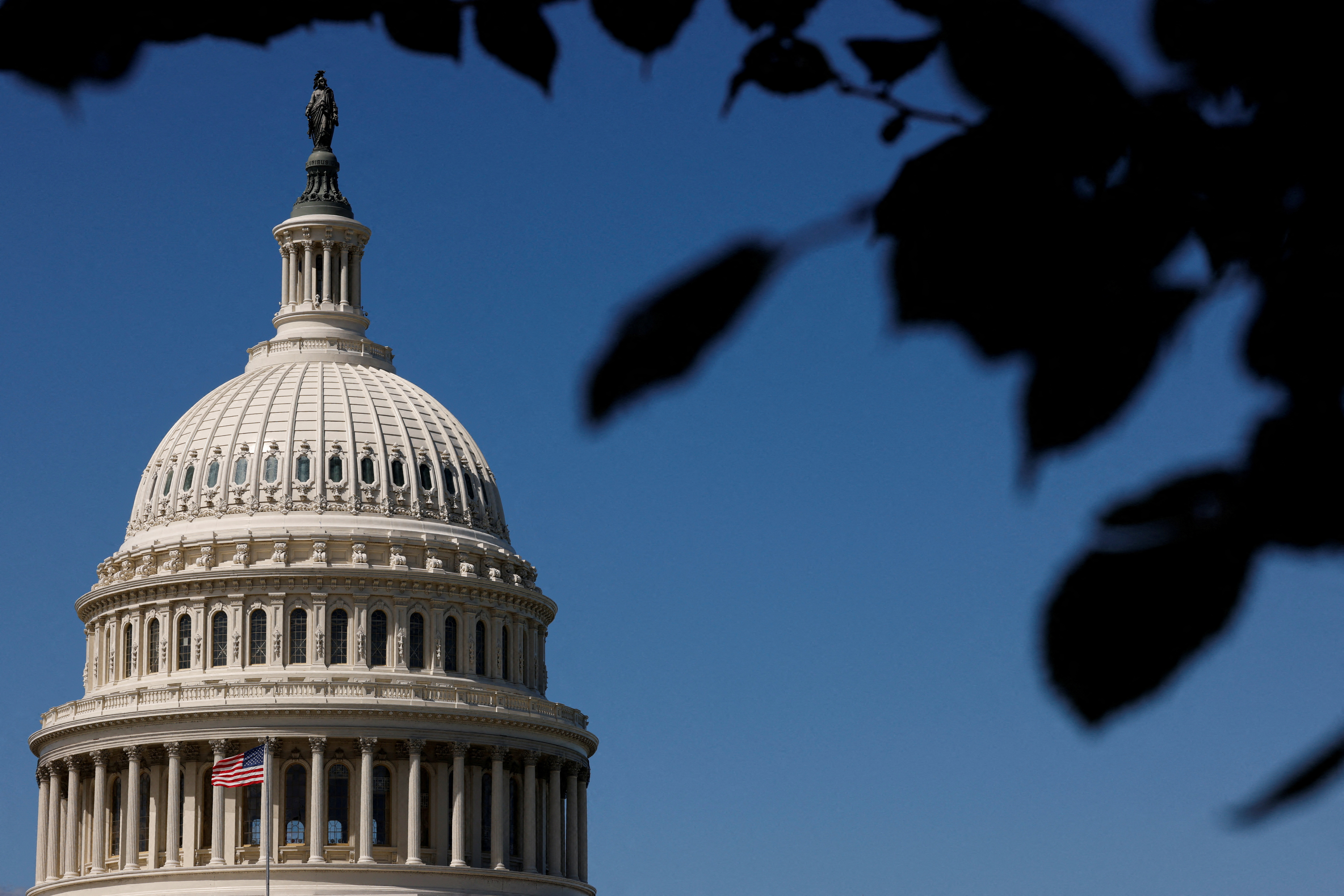 米下院、つなぎ予算案21日採決　政府閉鎖回避に「最後まで戦う」