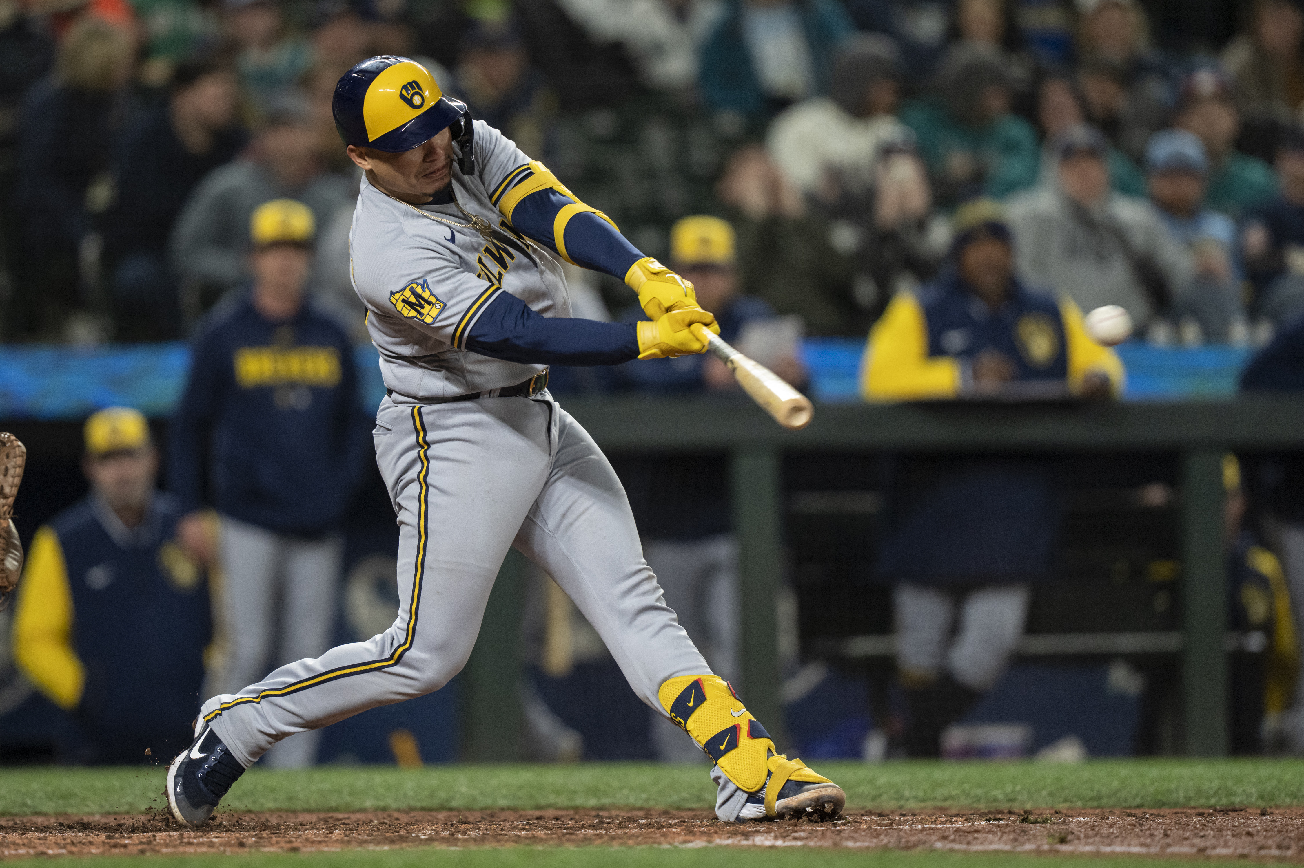 Corbin Burnes exits injured as Brewers down Mariners