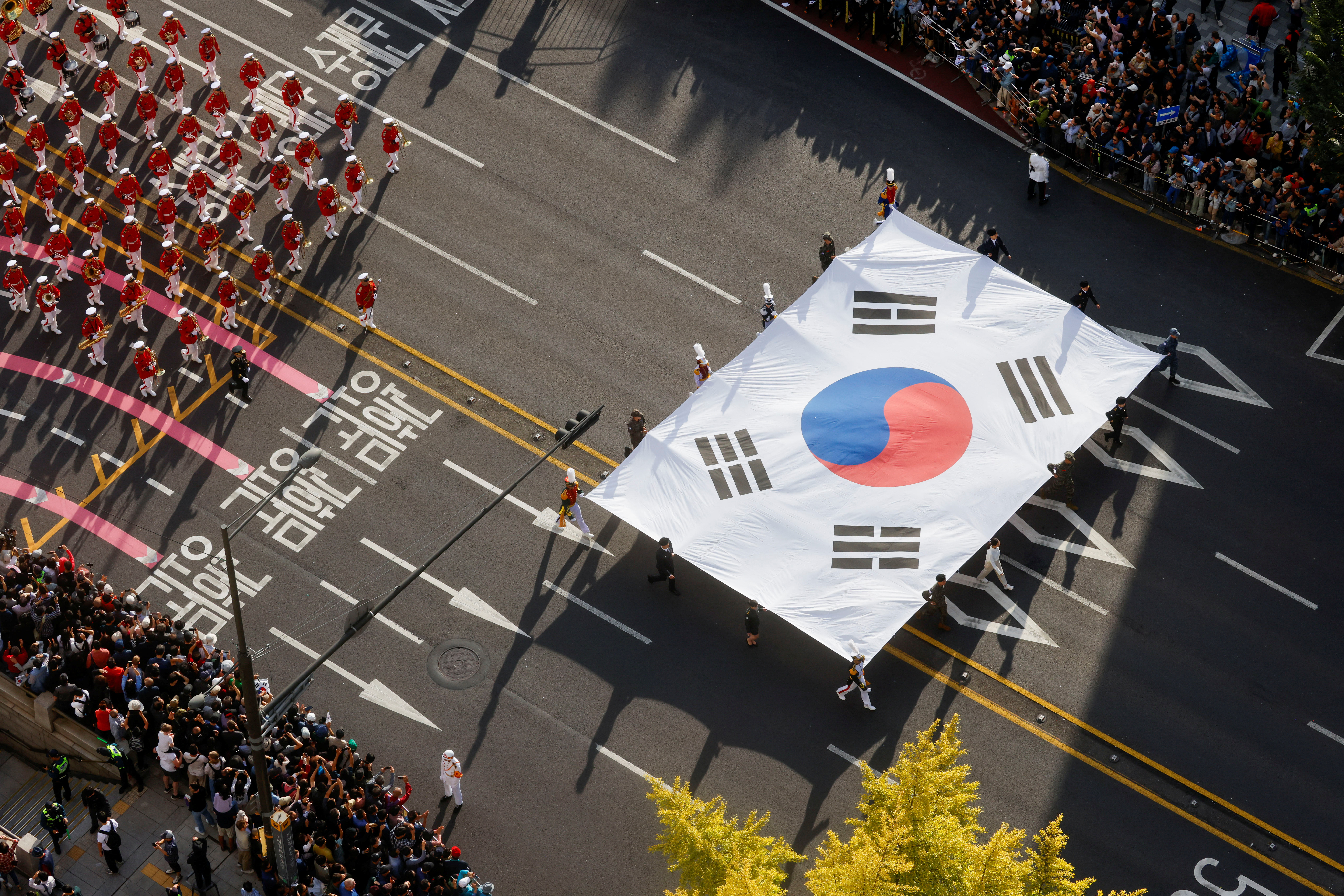 【入手困難】北朝鮮 2019 10Won 朝鮮半島の非核化 世界平和と安全 韓国、北朝鮮政策を「平和第一」へ転換 非核化の目標は維持 | ロイター
