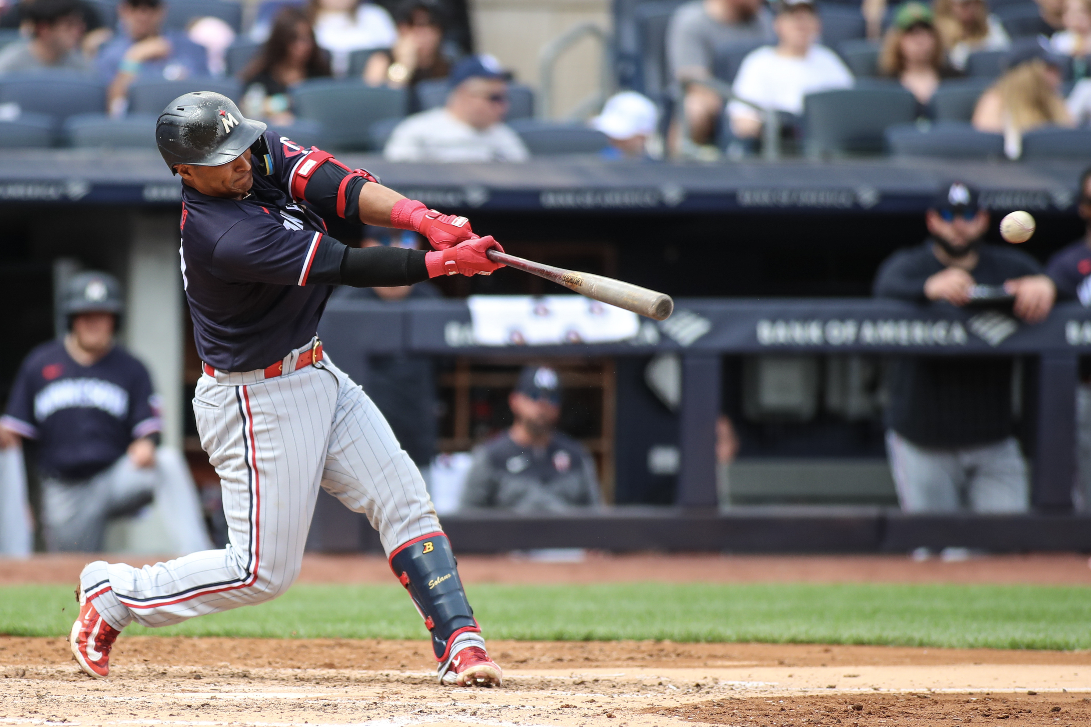 Gerrit Cole fans 10 as Yankees blank Twins 2-0