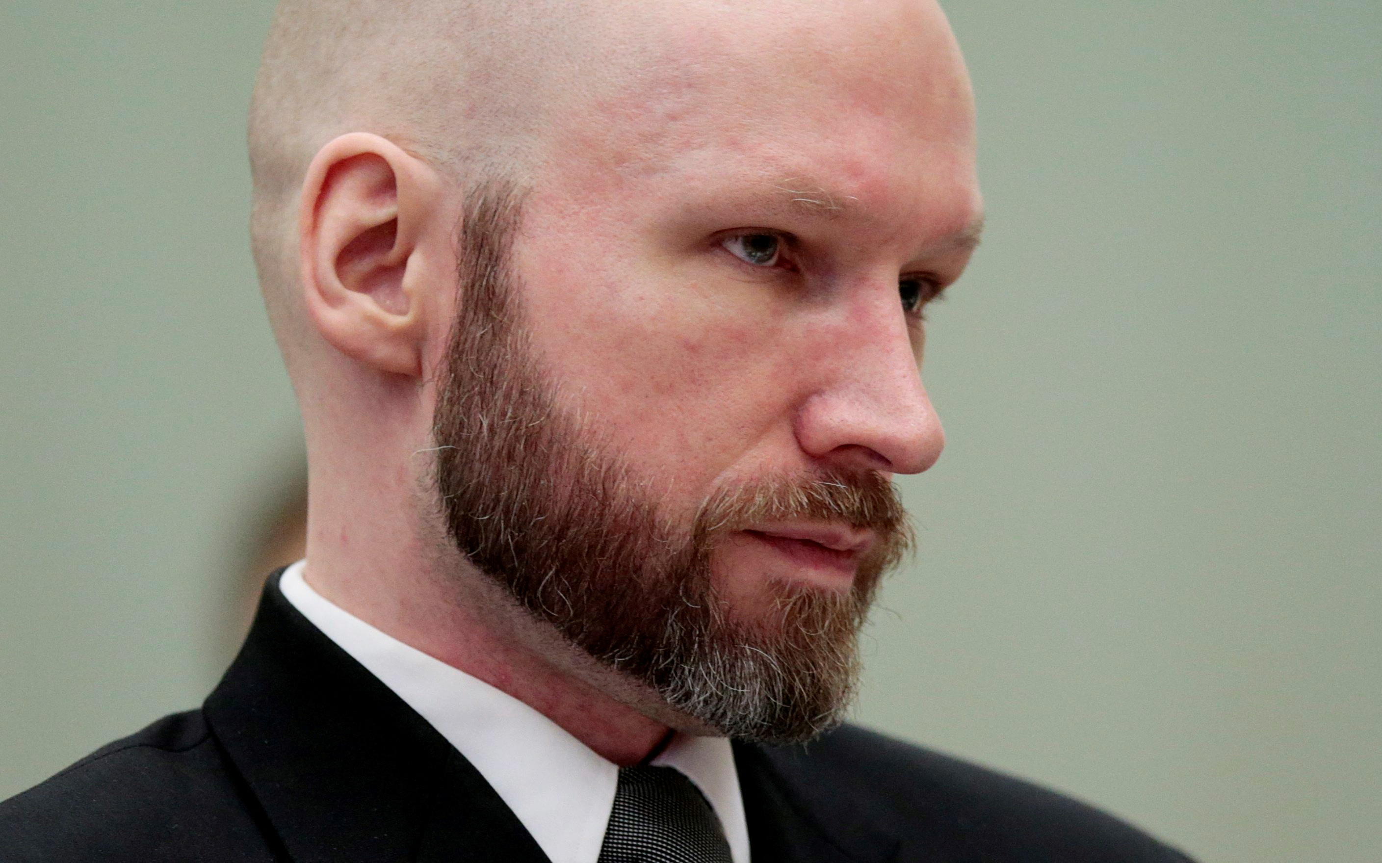 Norwegian Mass Killer Breivik Sues The State For extreme Isolation 