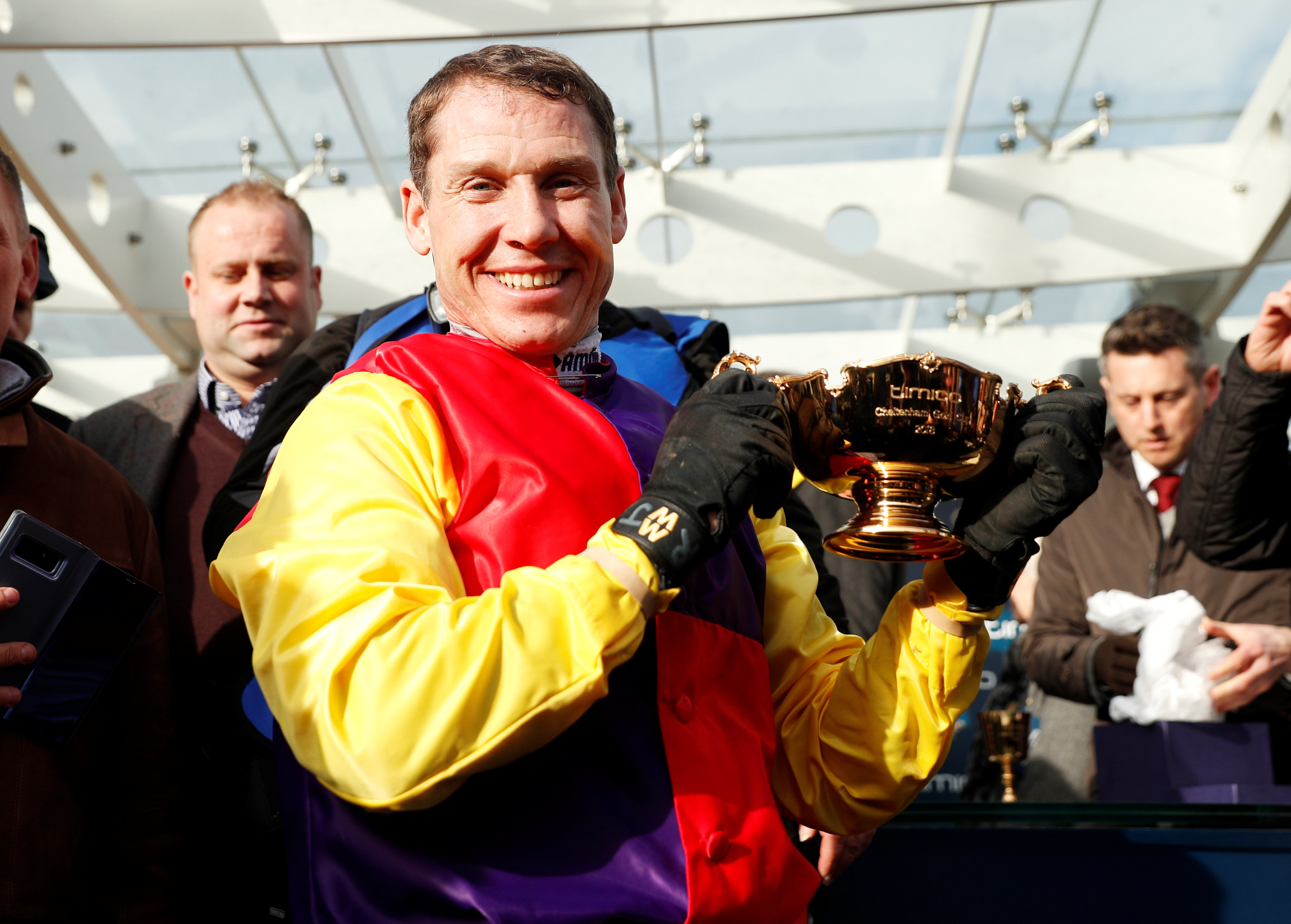 Horse racingFour times champion jump jockey Johnson retires Reuters
