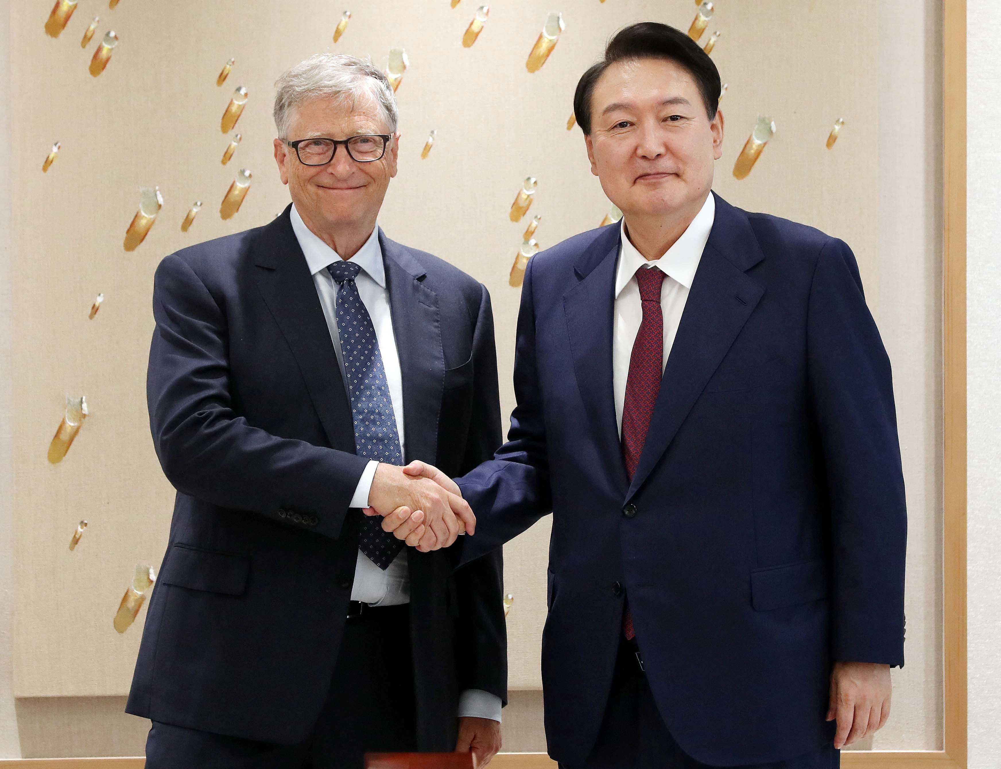 Microsoft Corp co-founder Bill Gates meets with South Korean President Yoon Suk-yeol in Seoul