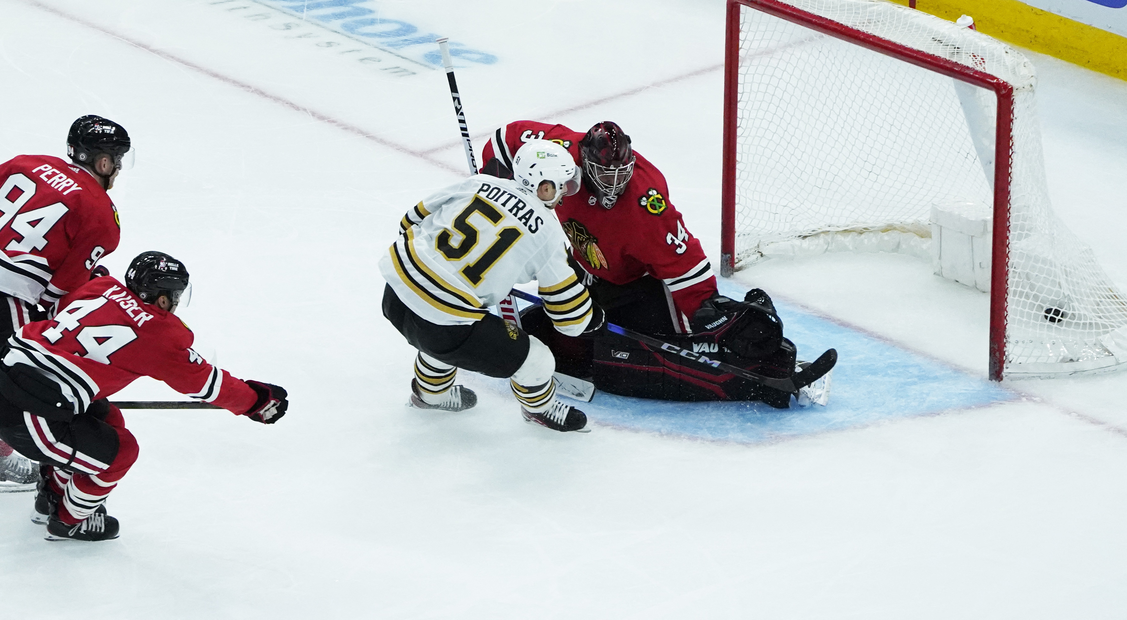 Jeremy Swayman blanks Blackhawks as Bruins improve to 6-0-0 | Reuters