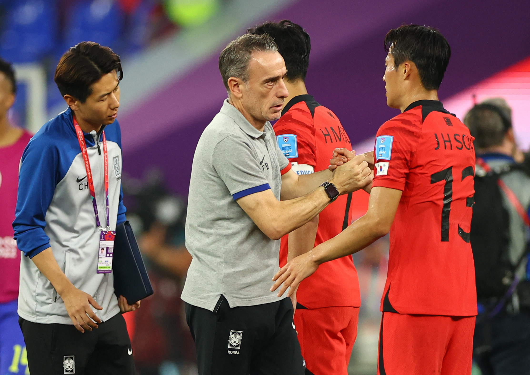 Coach Bento proud of Koreans but steps down after Brazil defeat | Reuters