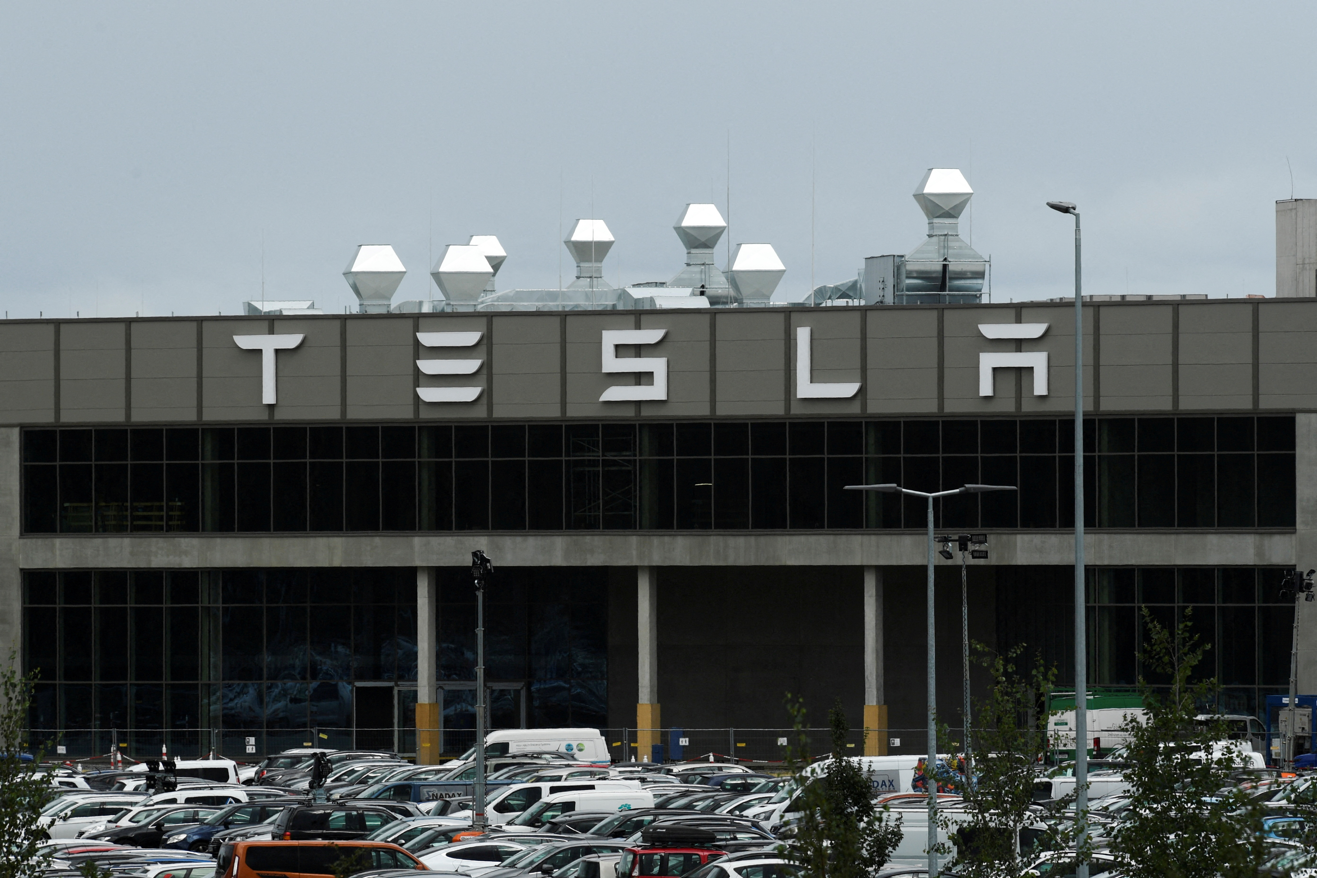 Tesla’s German plant lowers manufacturing goal amid slower output – Enterprise Insider