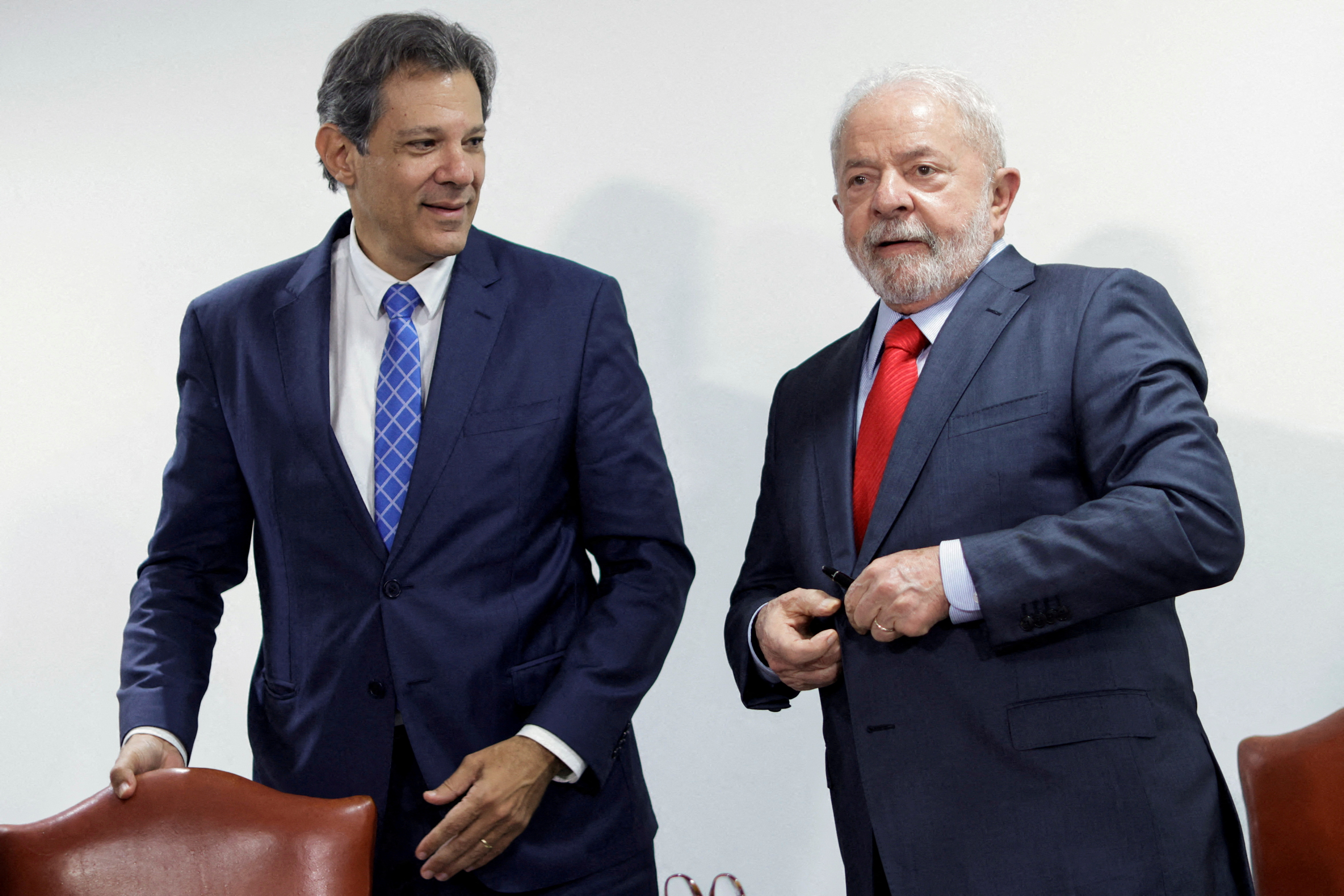 Brazil's Widening Fiscal Deficit Piles Pressure on President Lula's Budget  Goals - Bloomberg