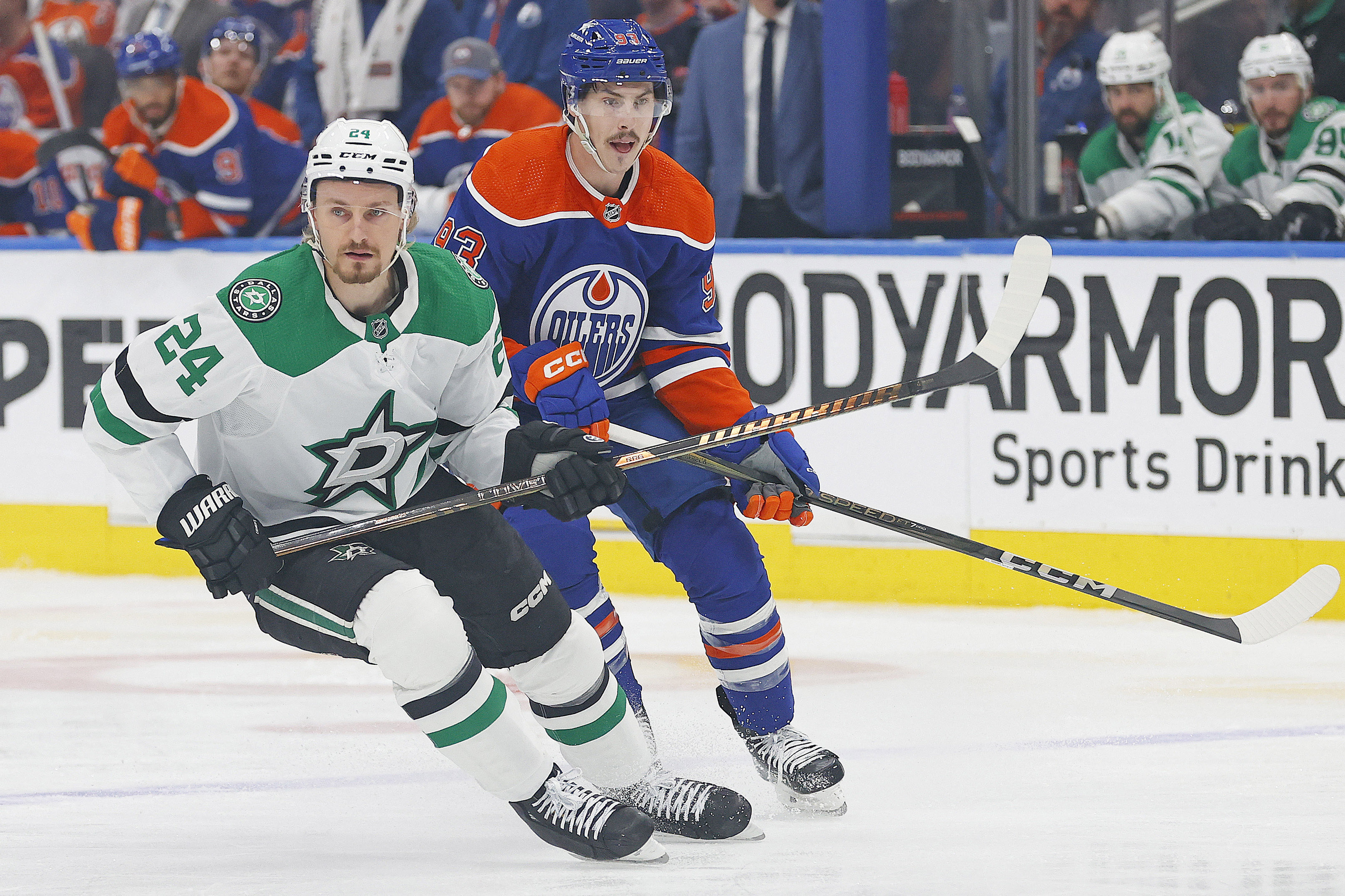 Connor McDavid, Oilers clinch series with Stars in Game 6 | Reuters