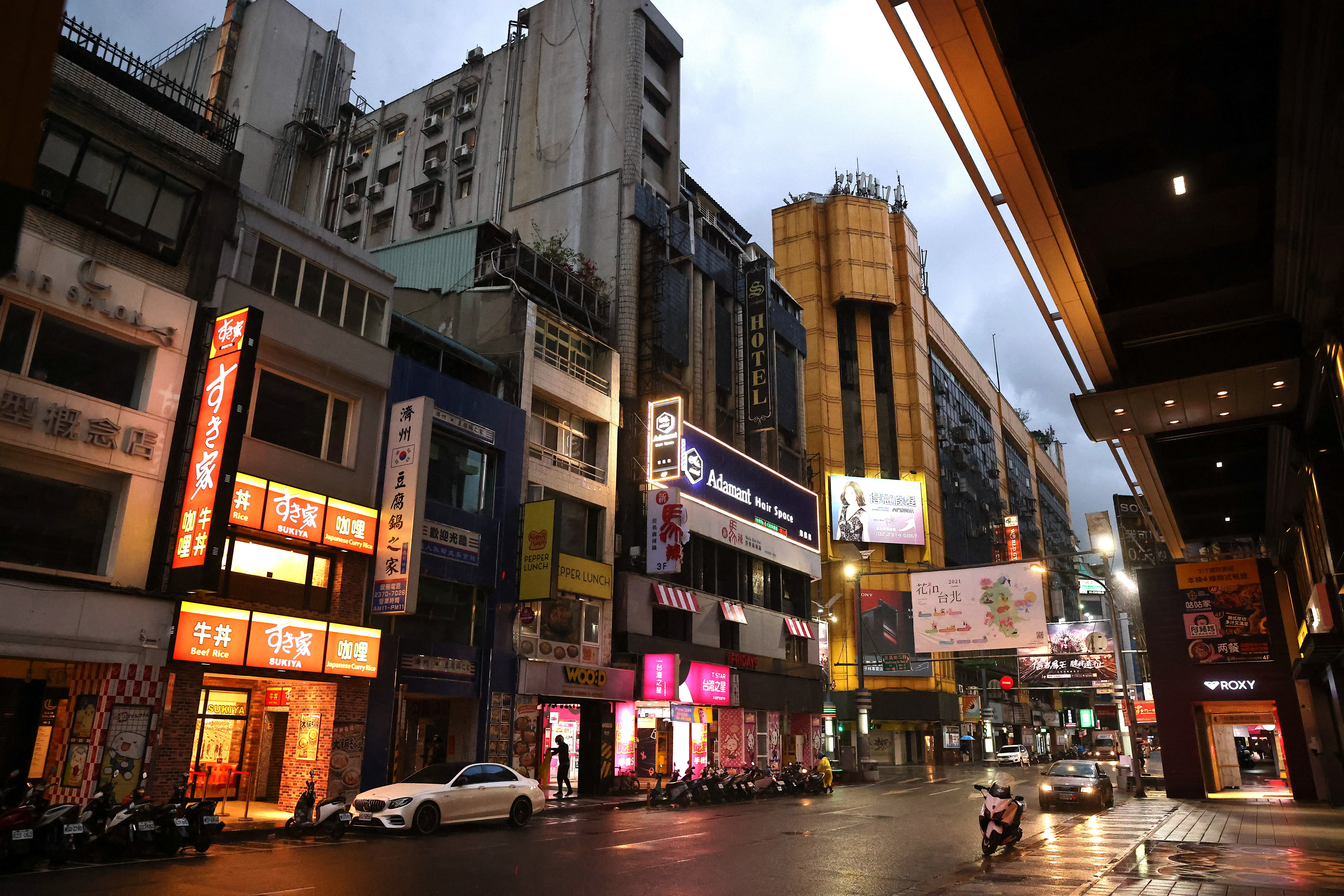A shopping district sees less business following the recent rise in coronavirus disease (COVID-19) infections in Taipei, Taiwan May 21, 2021. REUTERS/Ann Wang