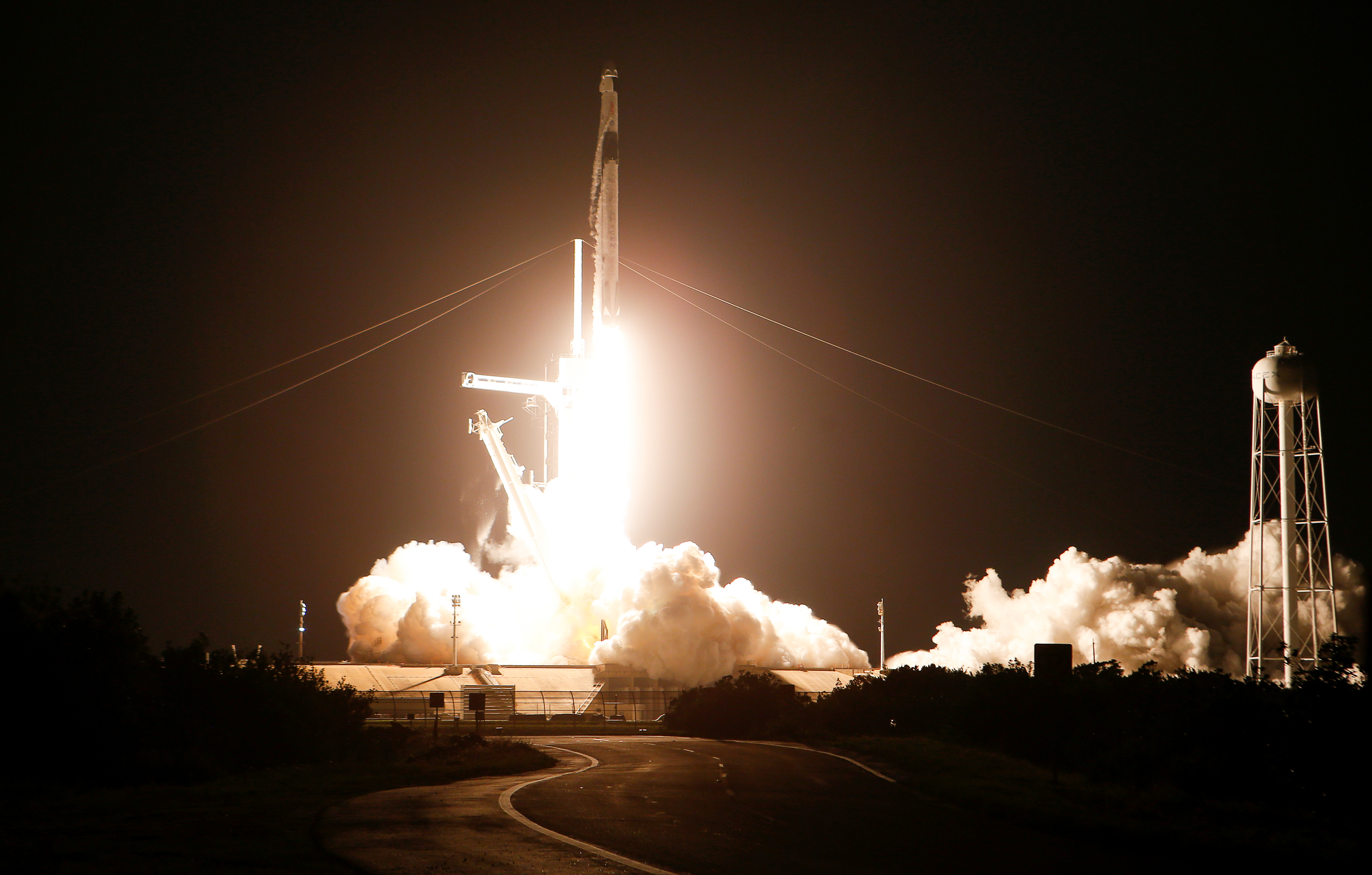 Astronauts Arrive At Space Station Aboard Spacex Endeavour Reuters