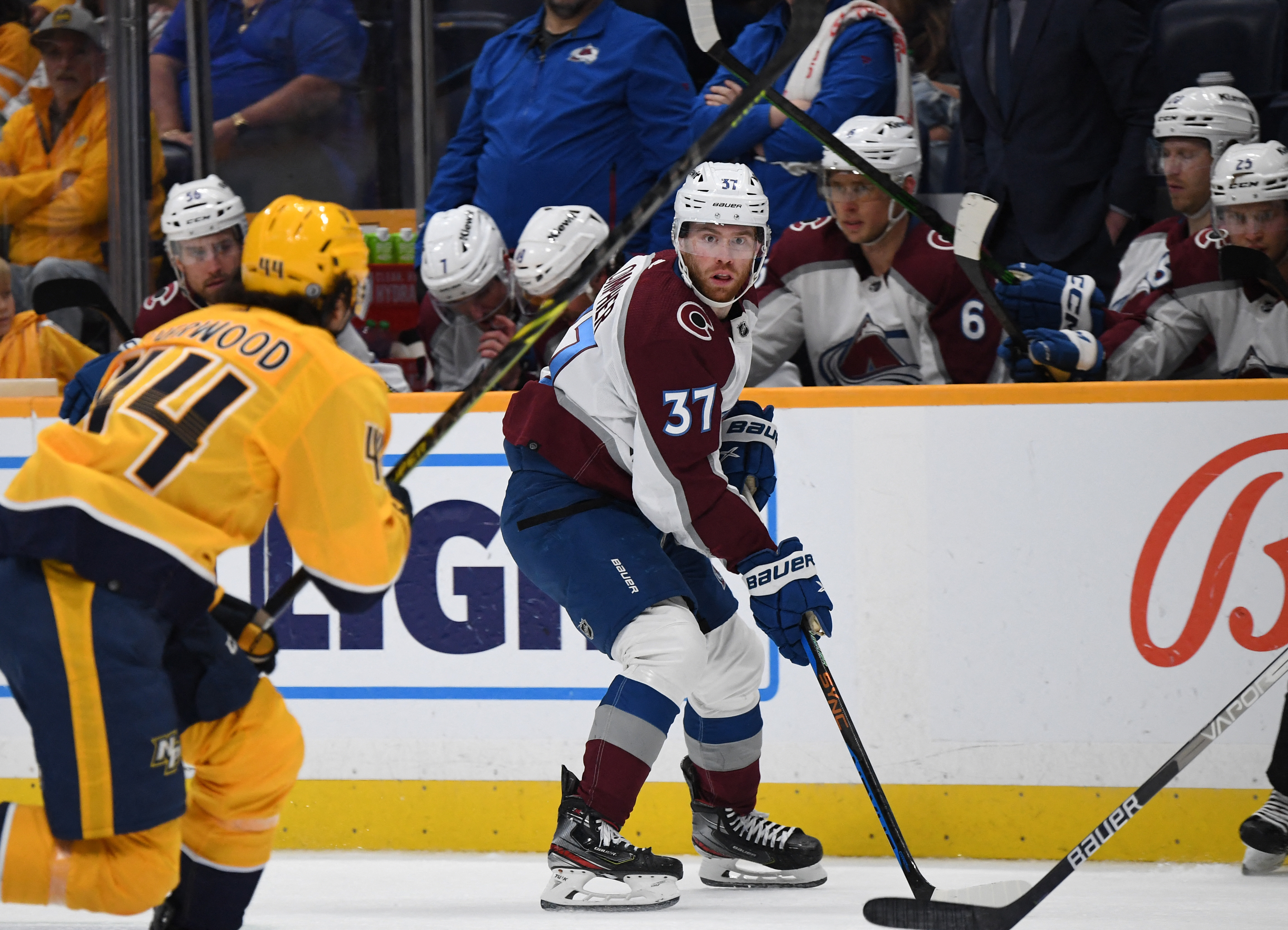 MacKinnon has hat trick as Avalanche win Central Division - The San Diego  Union-Tribune