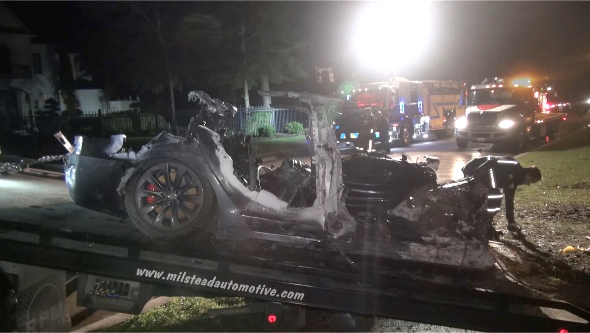 Two dead in Tesla crash in Texas that was believed to be driverless ...
