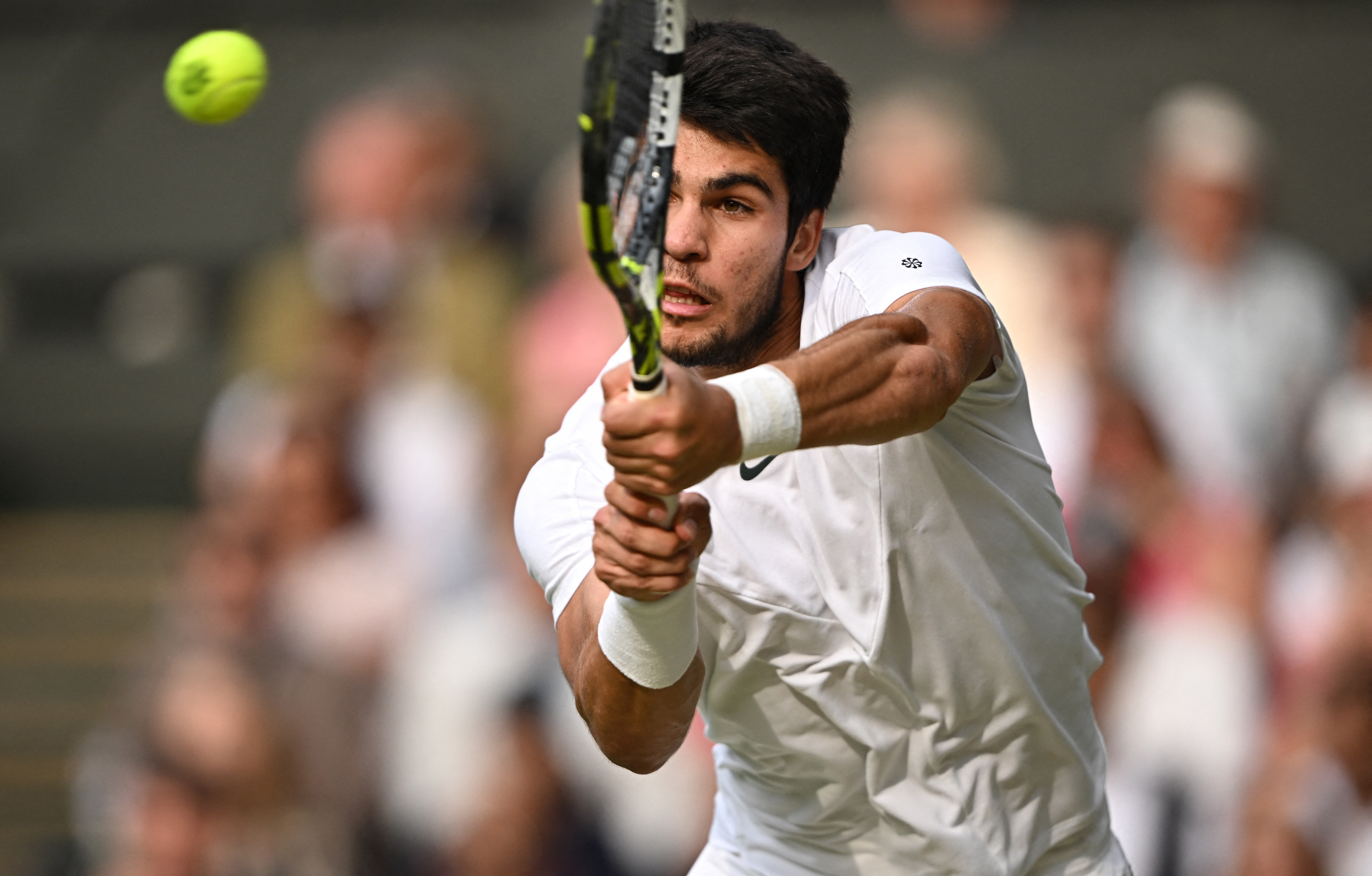 Wimbledon 2023: Carlos Alcaraz beats Novak Djokovic in five sets for men's  title