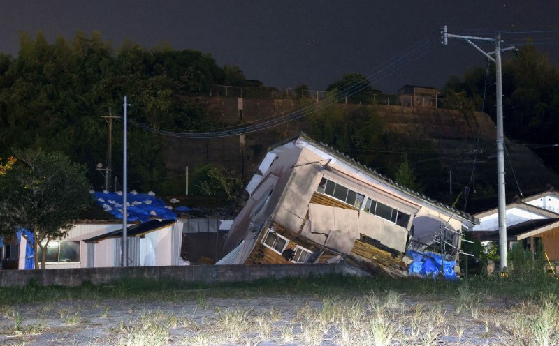 Japan Earthquake Nankai Trough: Mega Earthquake Shakes Japan ...