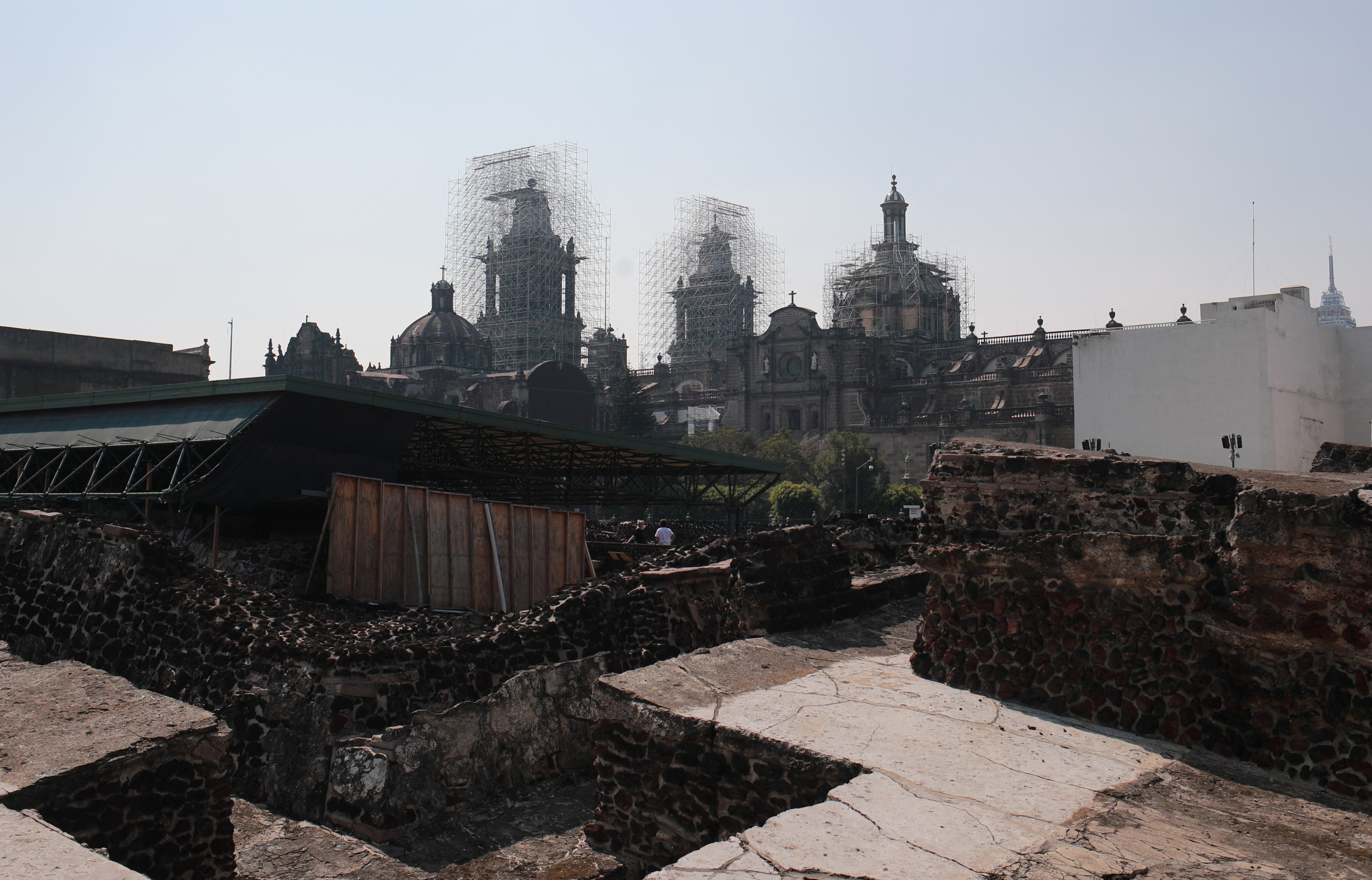 In Mexico, Aztec ritual finds set records, heighten royal mystery