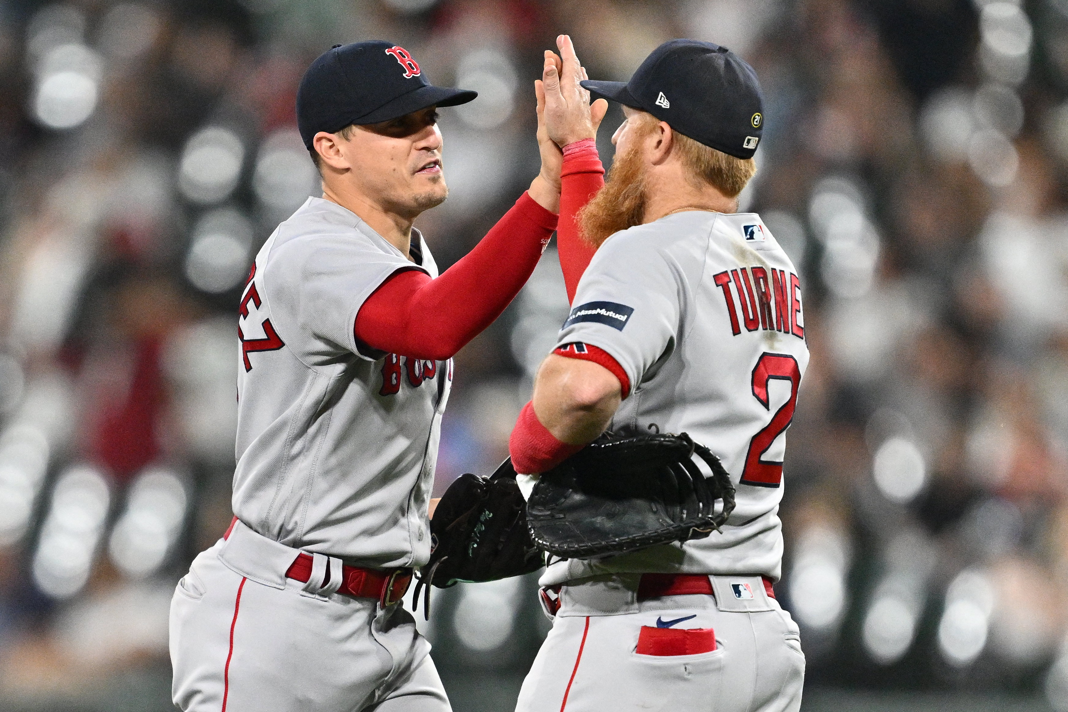 Brayan Bello's effective outing leads Red Sox past White Sox