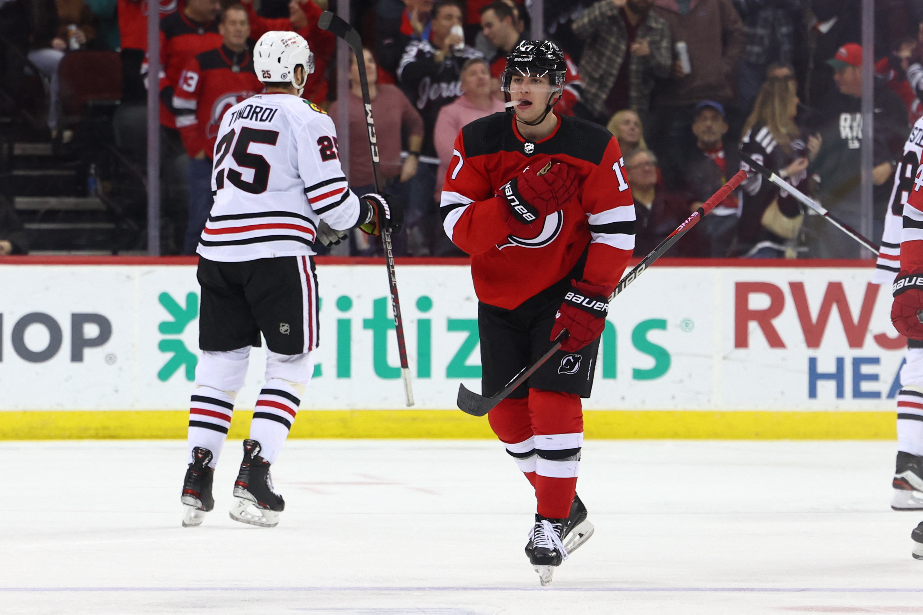 Streaking Devils Continue Blackhawks' Misery With 4-2 Win | Reuters