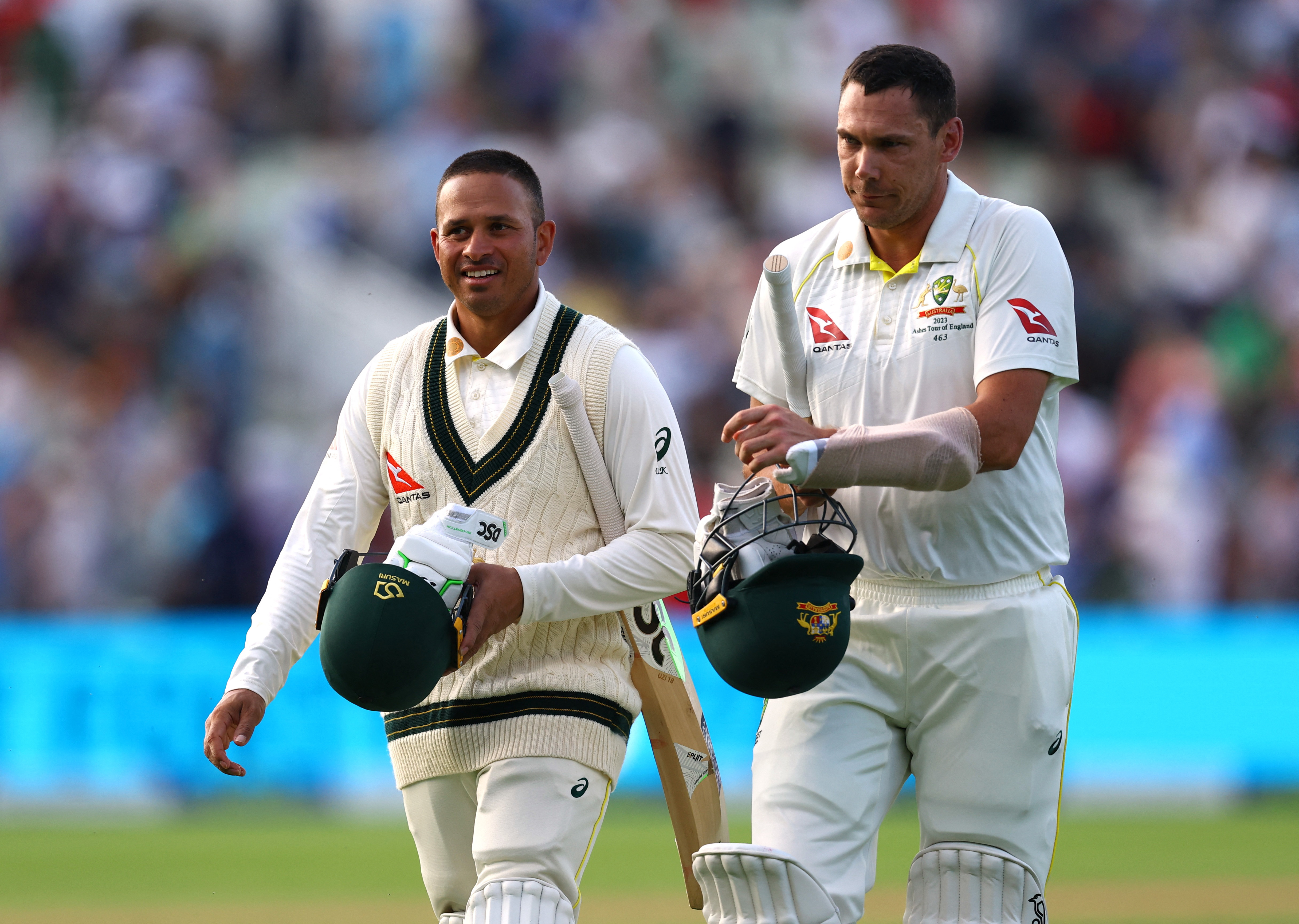 Khawaja Clinches Player of the Match Award in First Ashes Test : r