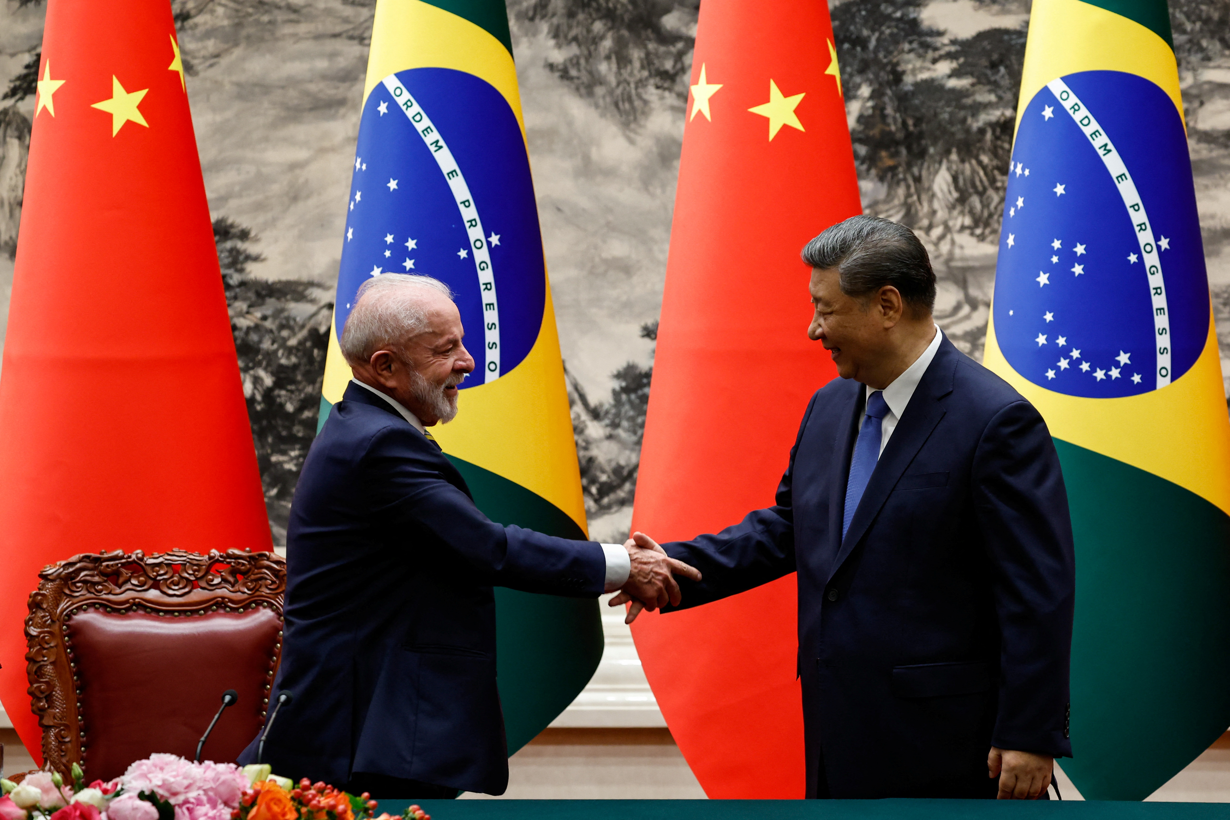 ブラジル・中国首脳が電話会談、BRICSや二国間関係巡り意見交換