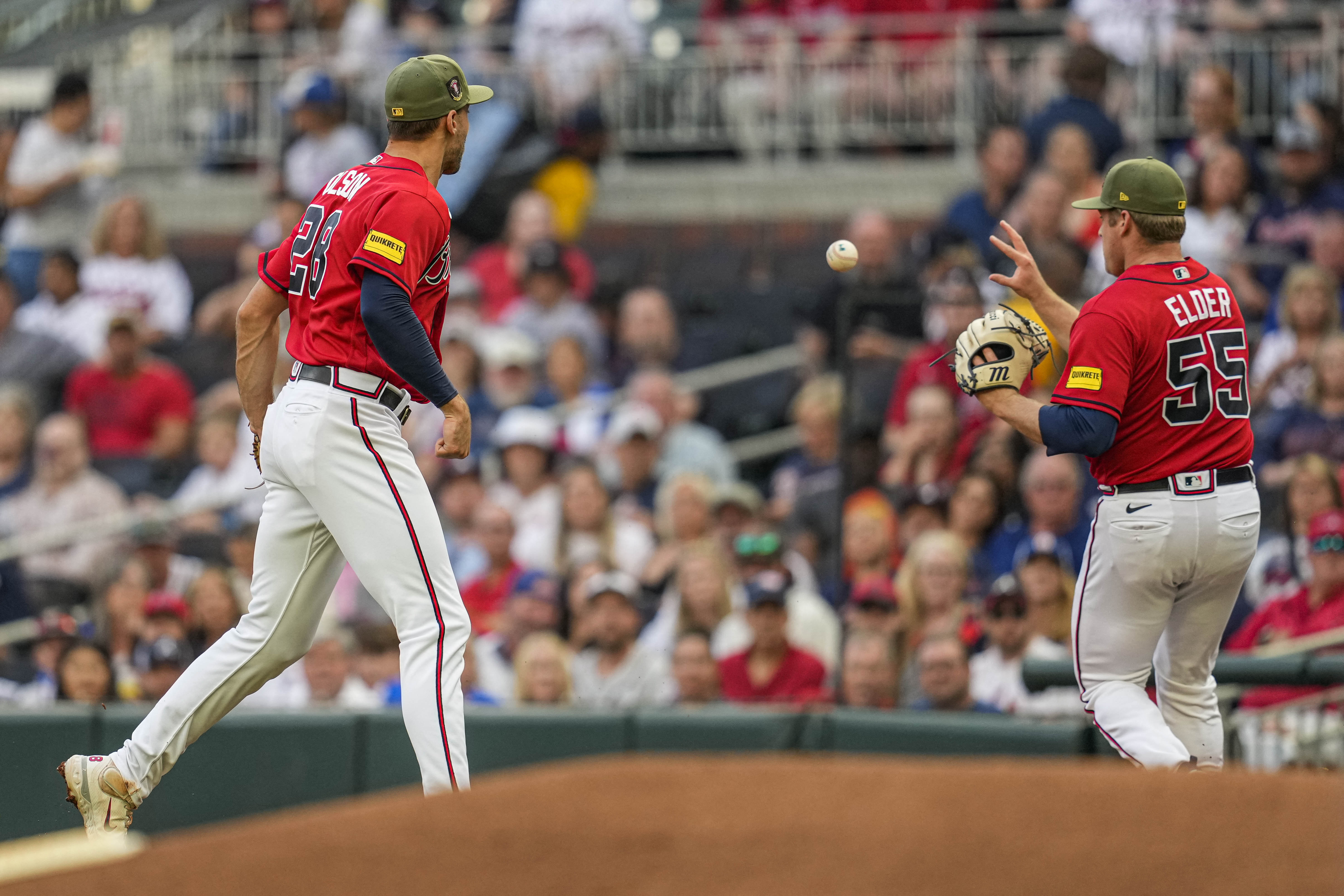 Braves rally, hand Mariners' Bryce Miller first loss