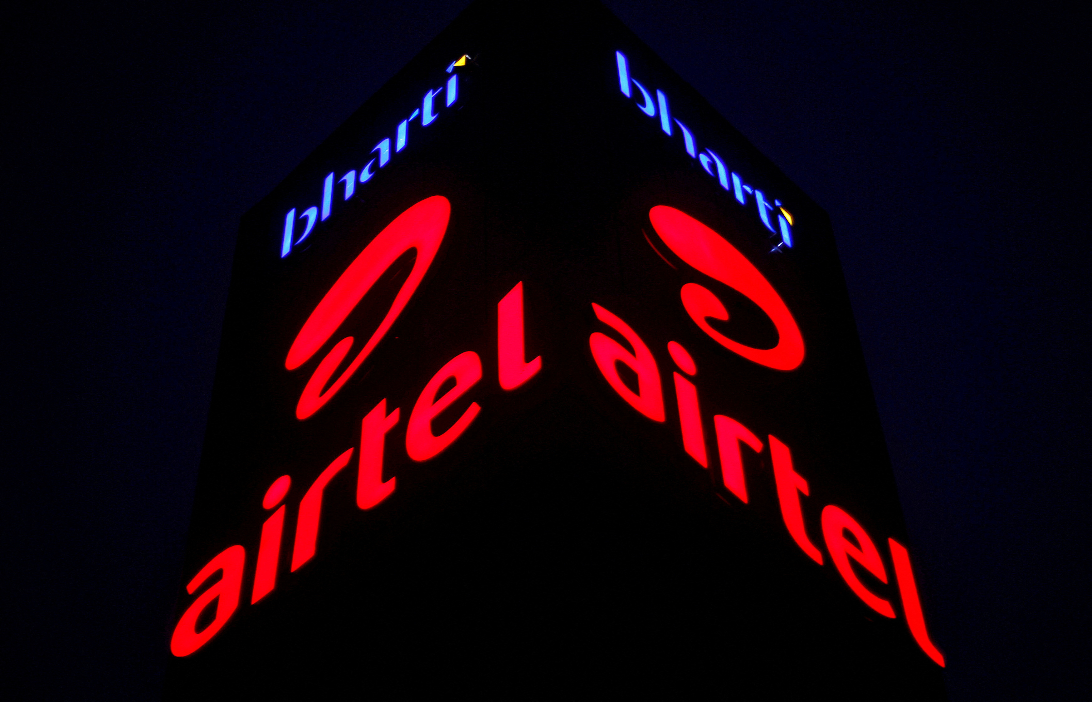 India's Airtel Says Not In Talks To Buy Vodafone UK's Indus Towers ...