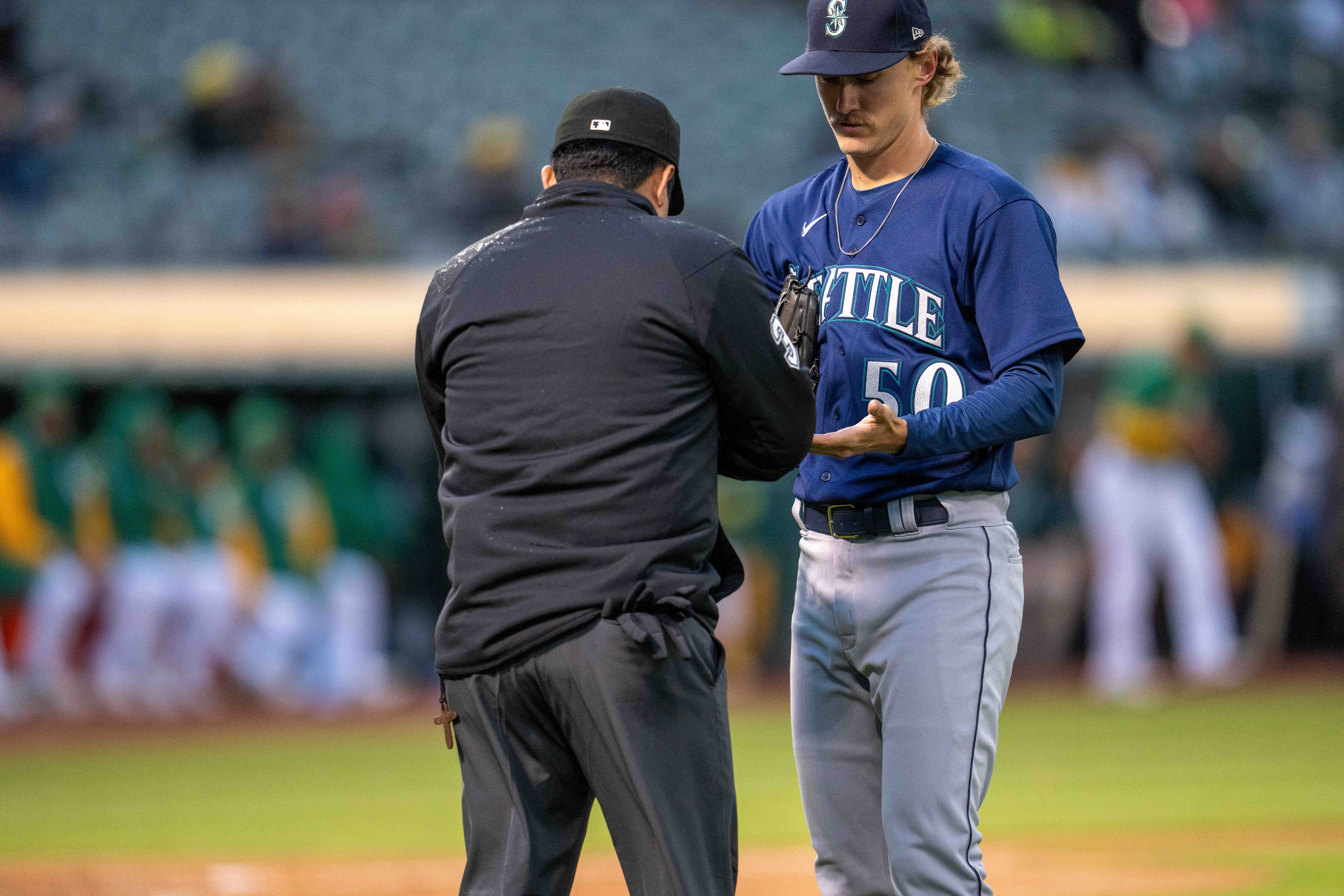Mariners' Julio Rodriguez a late scratch vs. A's with continued