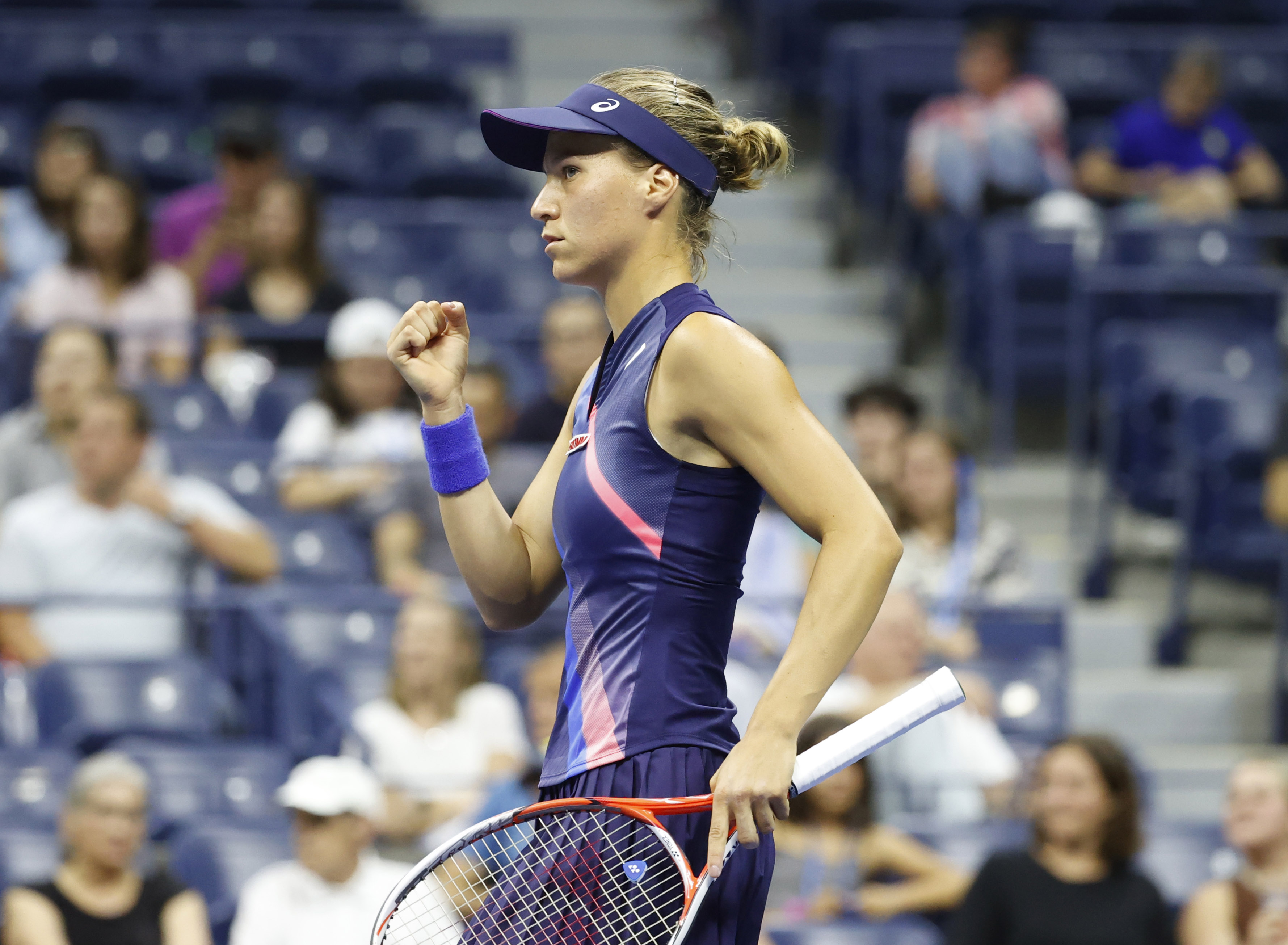 Andreescu outlasts Golubic at U.S. Open | Reuters