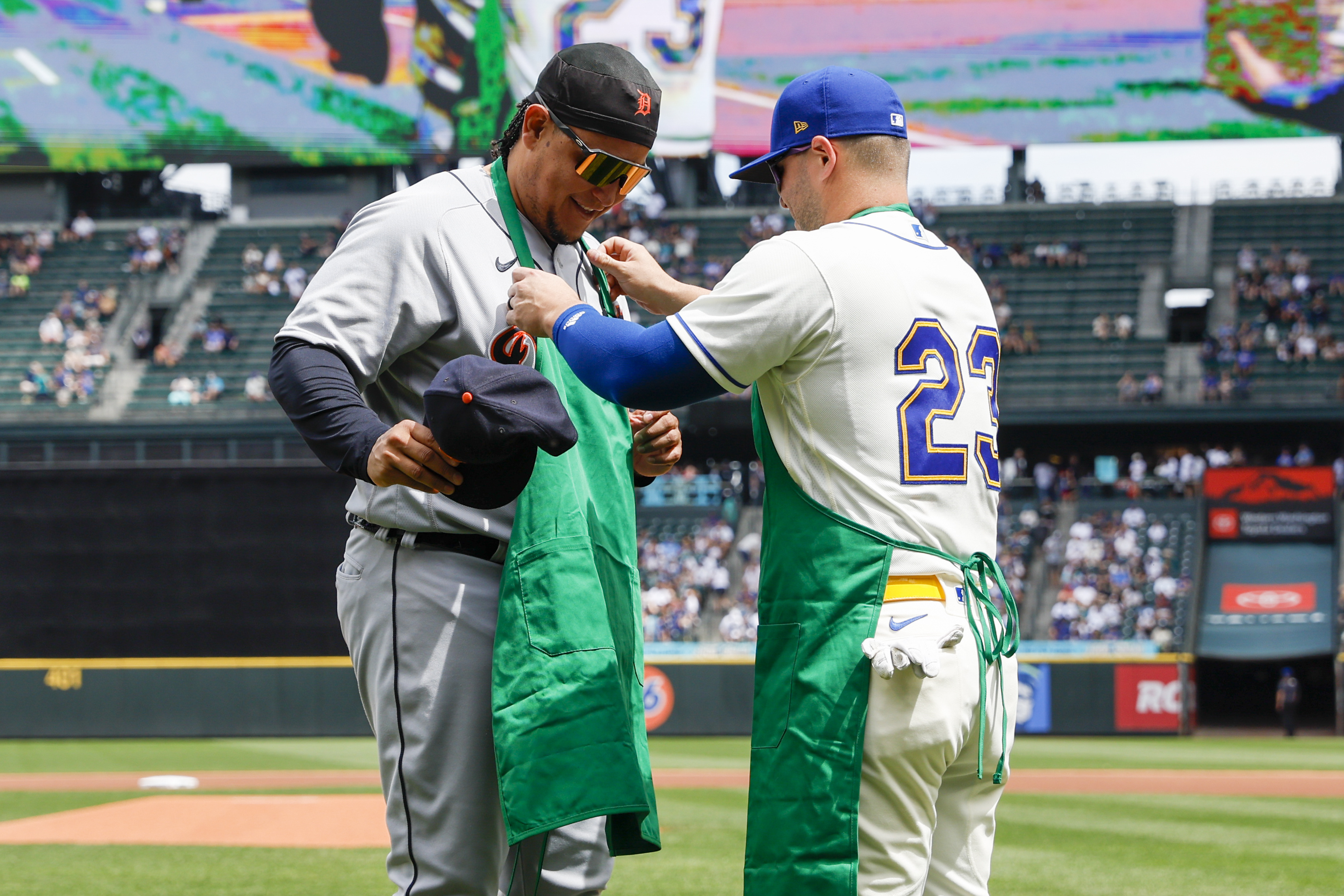 Rookie Bryce Miller sharp in his return as Mariners shut out Tigers, Mariners