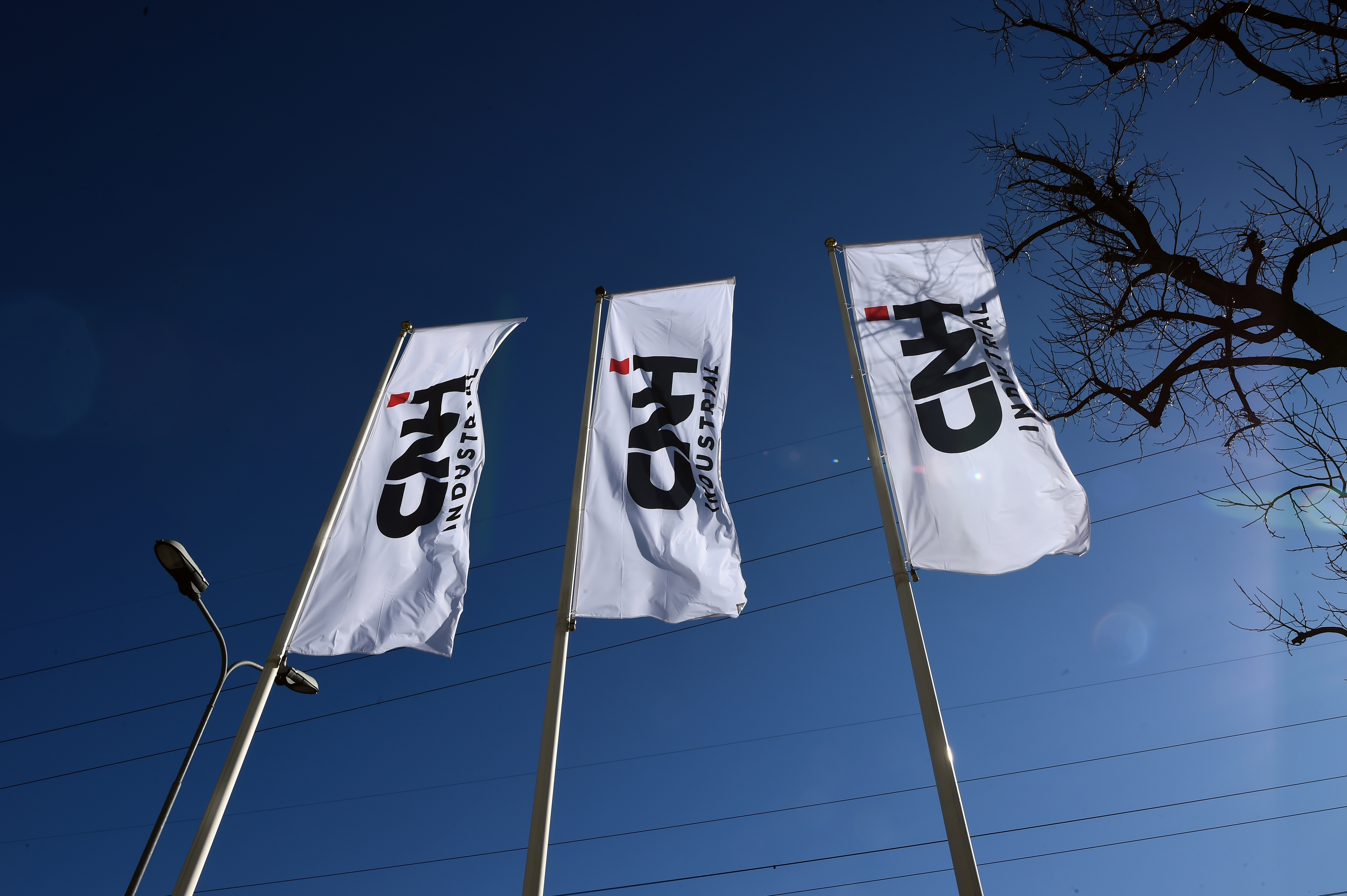 The truck and tractor maker CNH Industrial NV releases Q4 and FY results