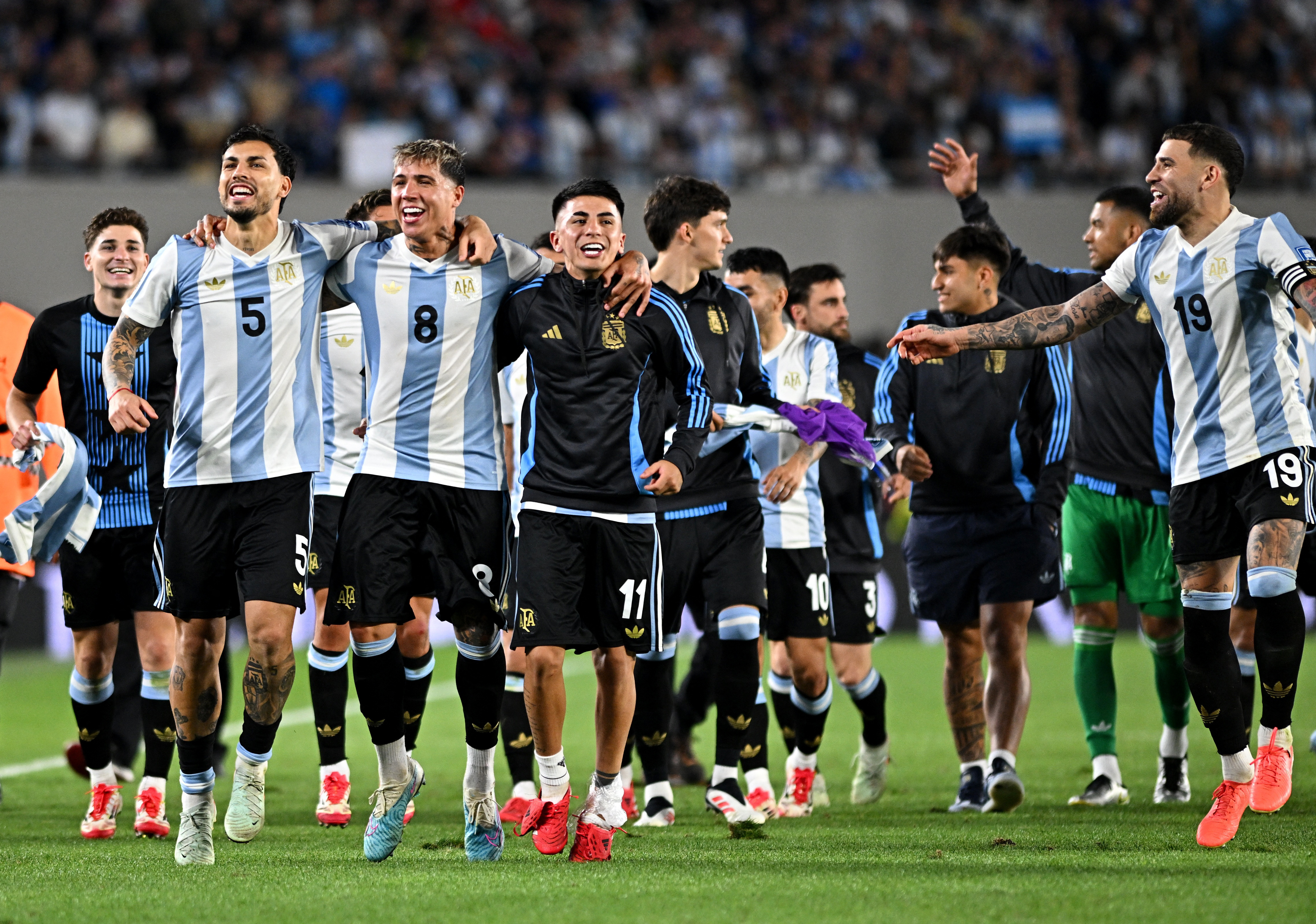 サッカー＝前回王者アルゼンチン、南米一番乗りで26年W杯出場決定