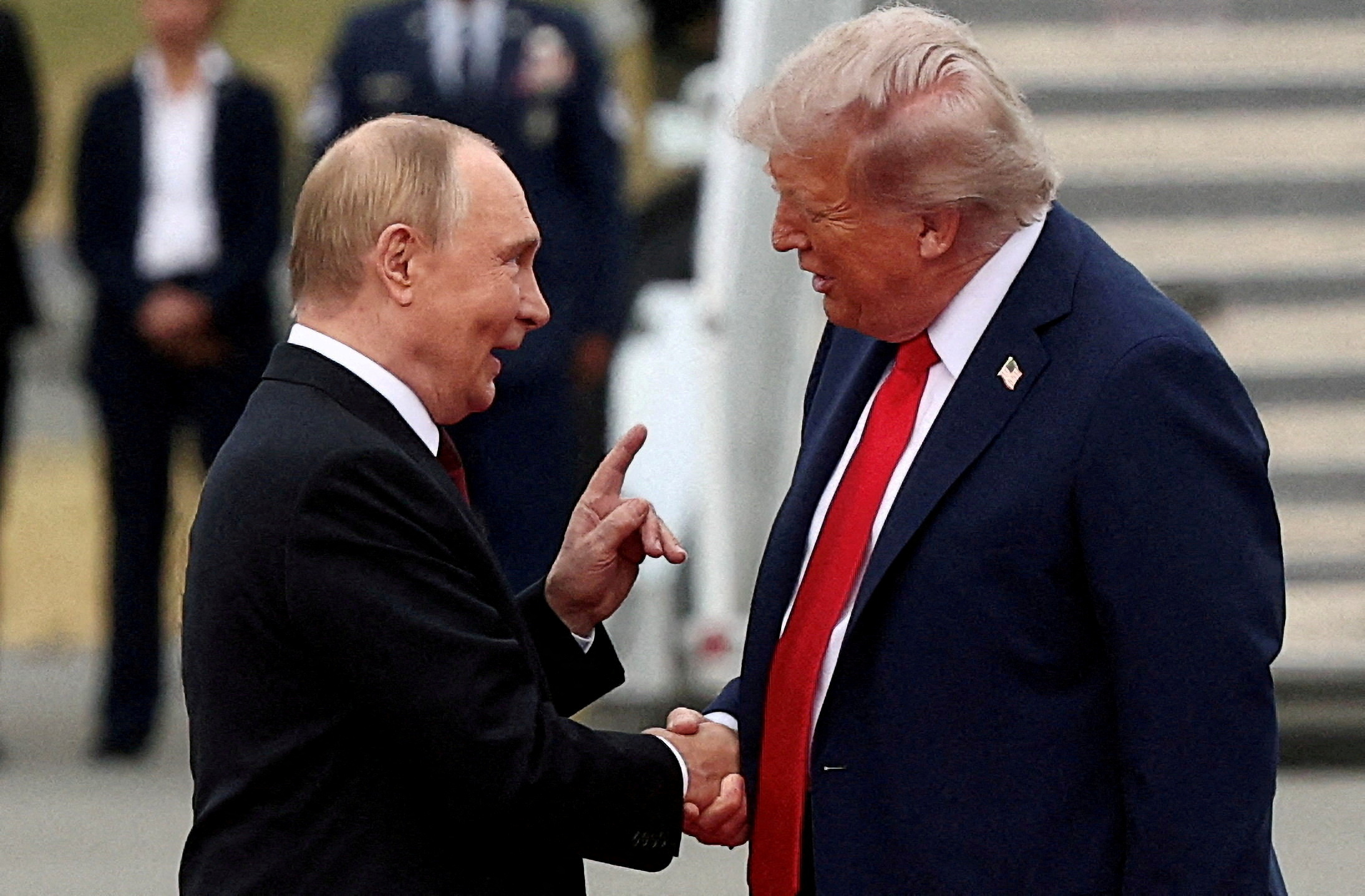 Trump-Putin summit cancelled after Moscow sent memo to Washington, FT  reports | Reuters