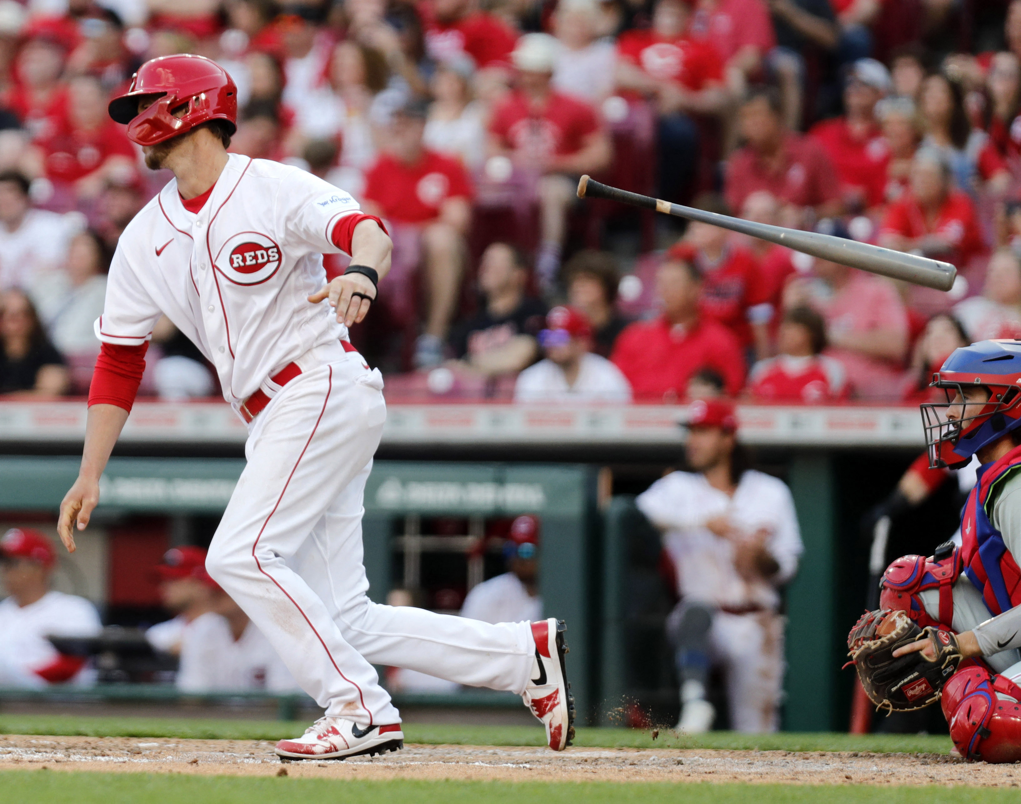 Myers homers twice, leads Reds in 13-0 rout of Phillies