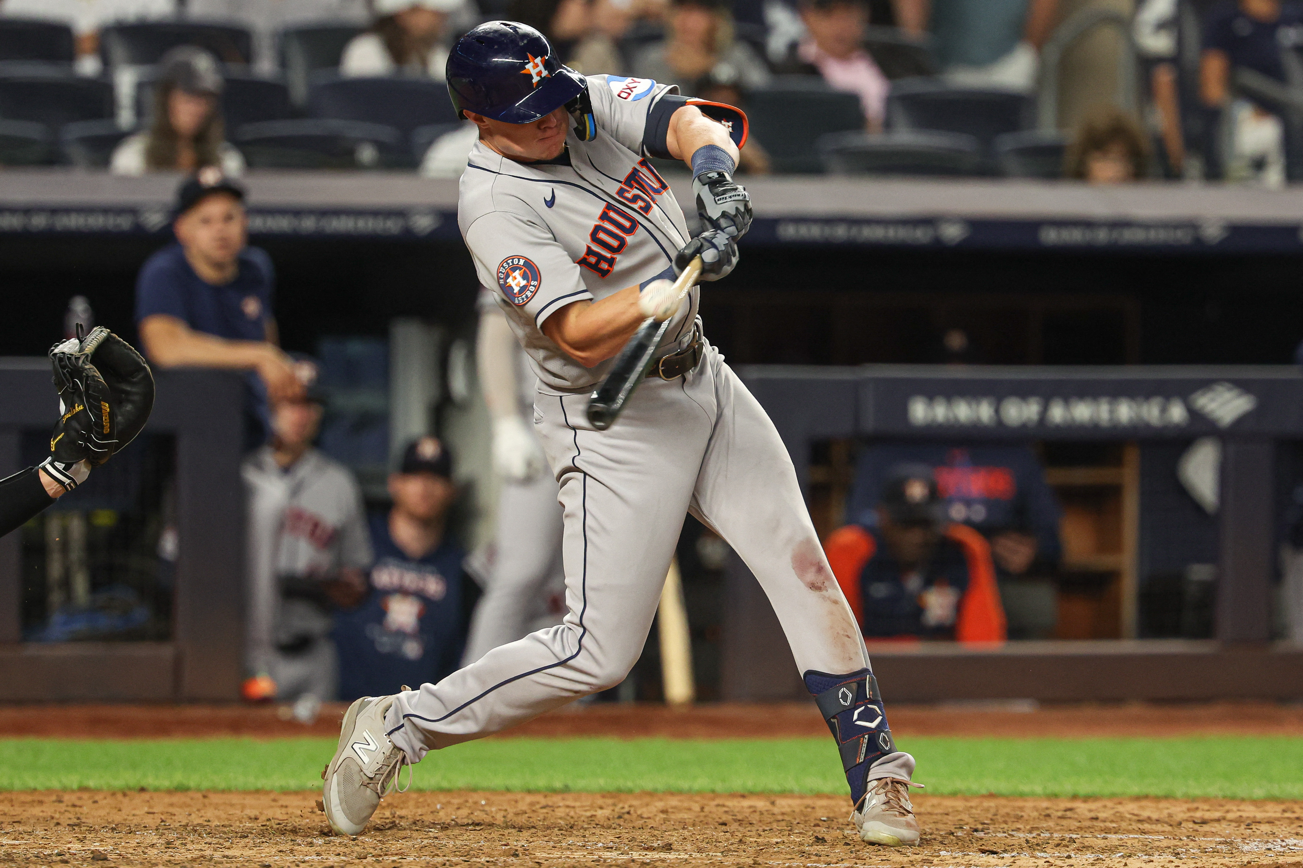 Astros bomb Yankees' Luis Severino, win 7-3