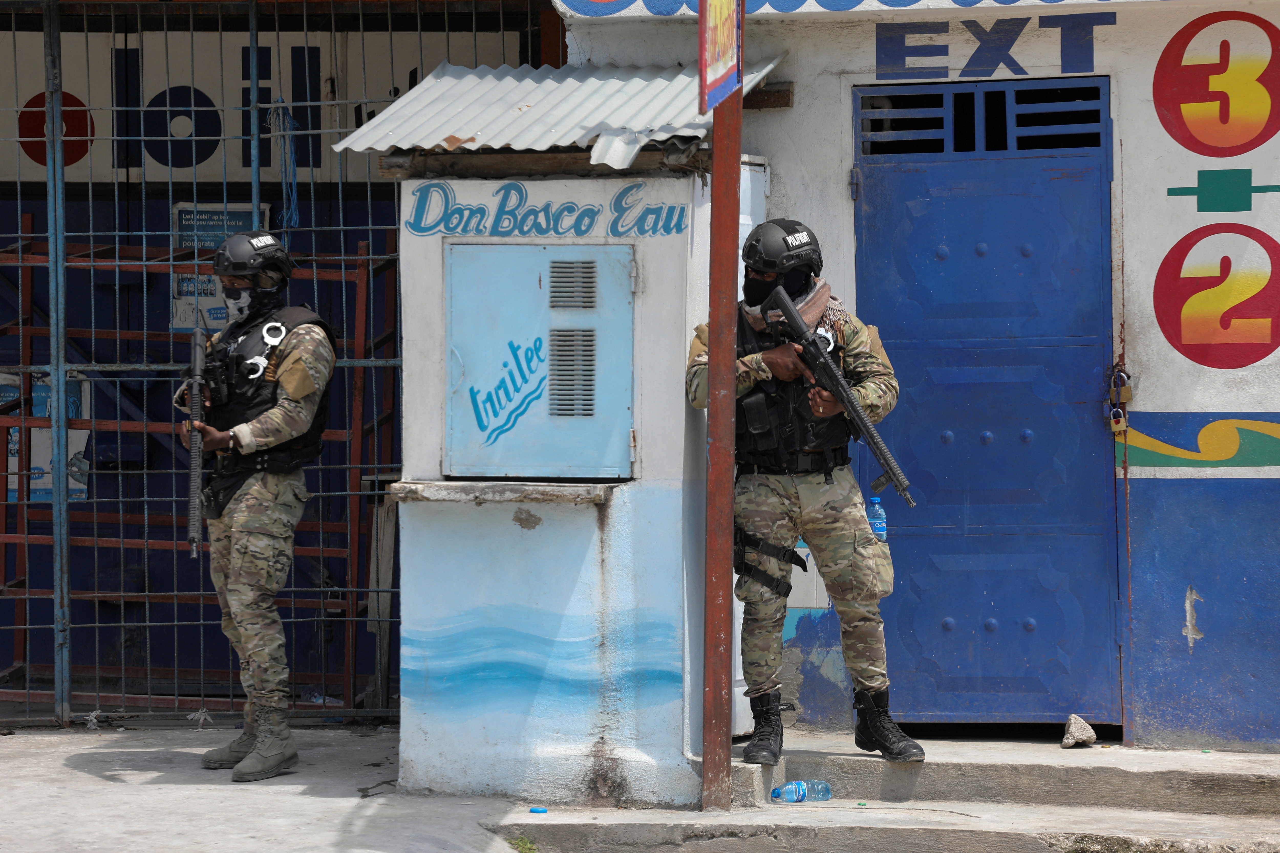Gangs Kill Former Haitian Senator Yvon Buissereth in Port-au-Prince