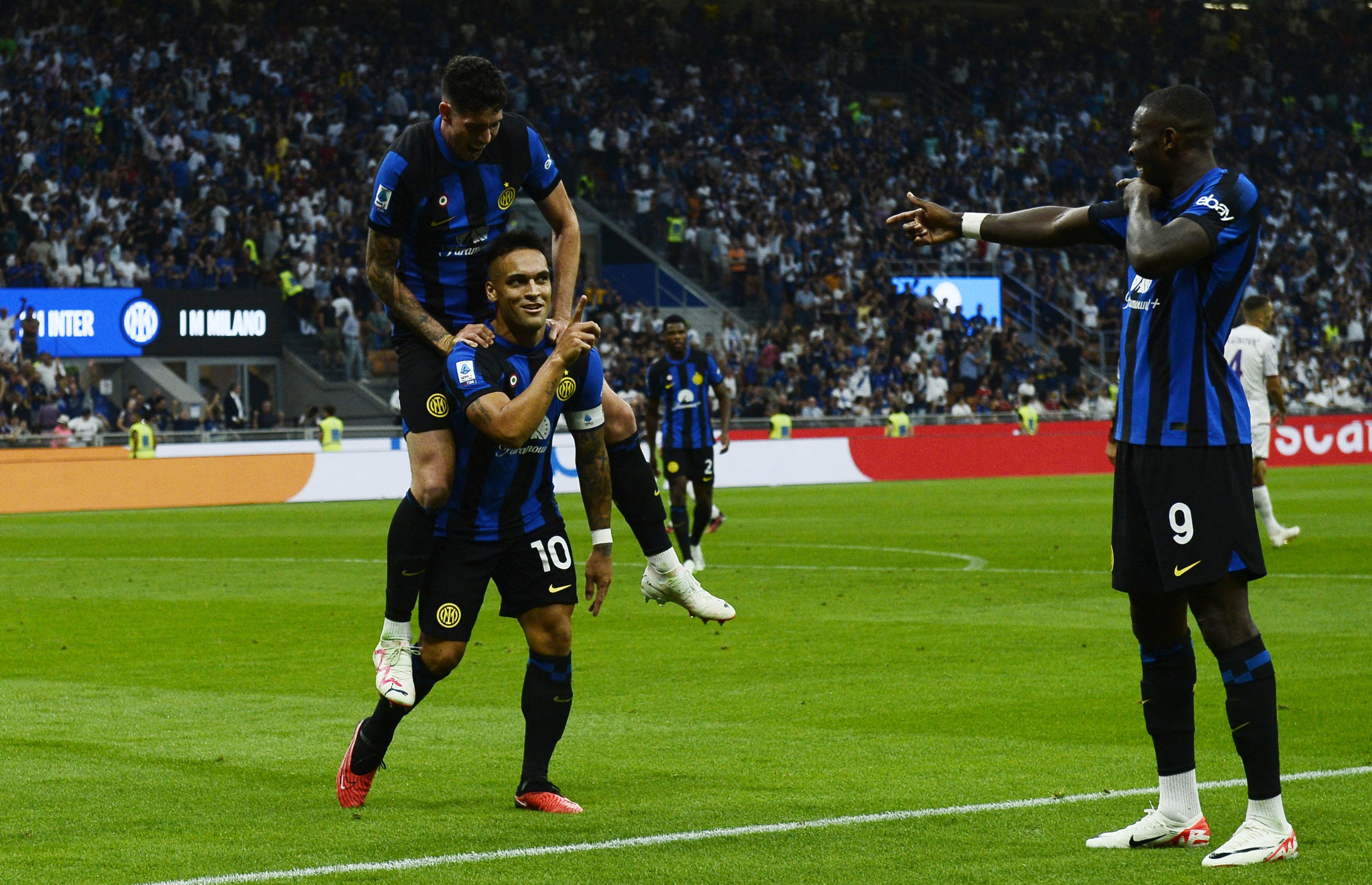 Unstoppable duo Thuram and Martinez lead Inter to win over Fiorentina |  Reuters