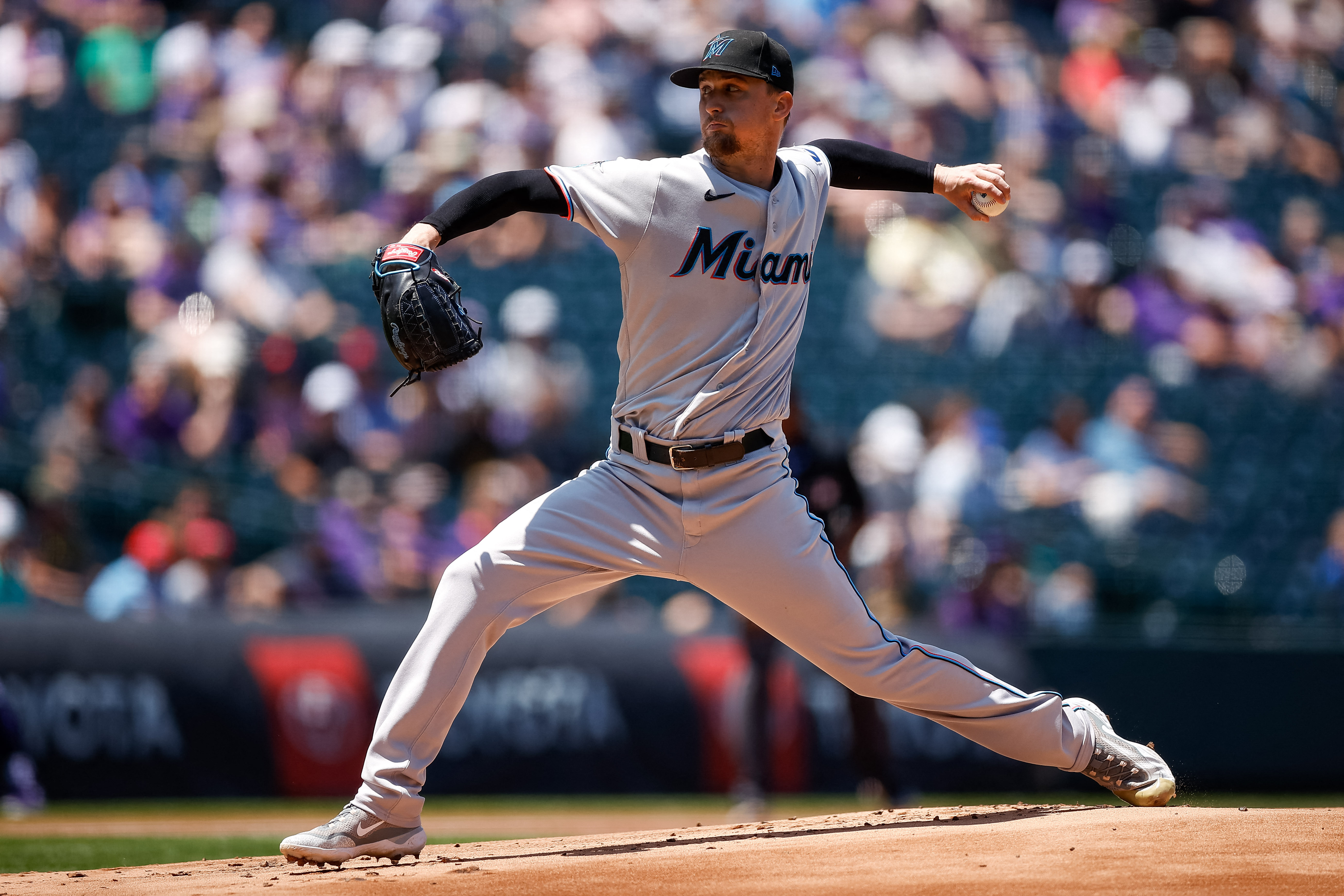 NLDS Gm1: Marlins win first playoff game on walk-off 