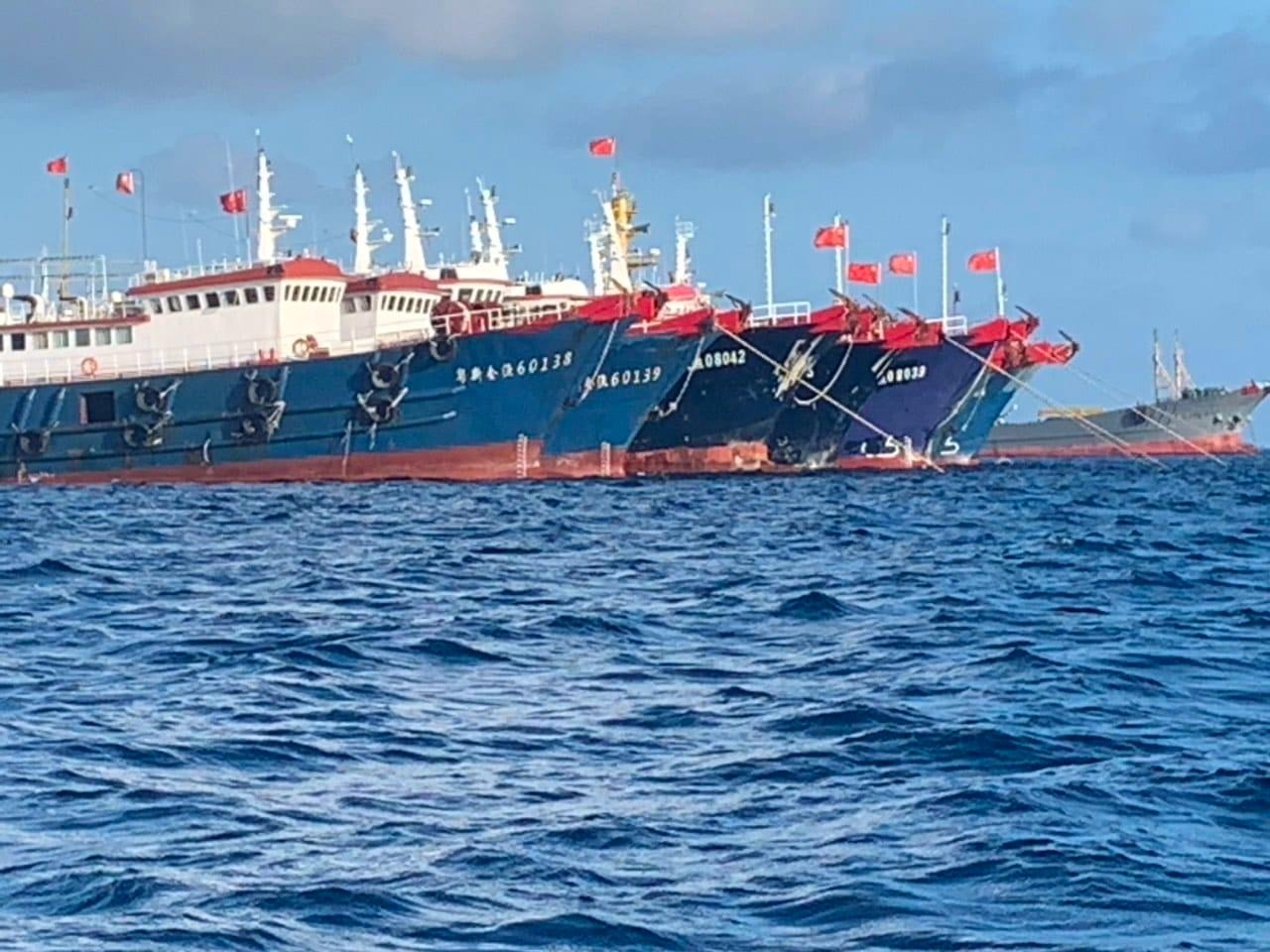 Chinese vessels at Whitsun Reef, South China Sea