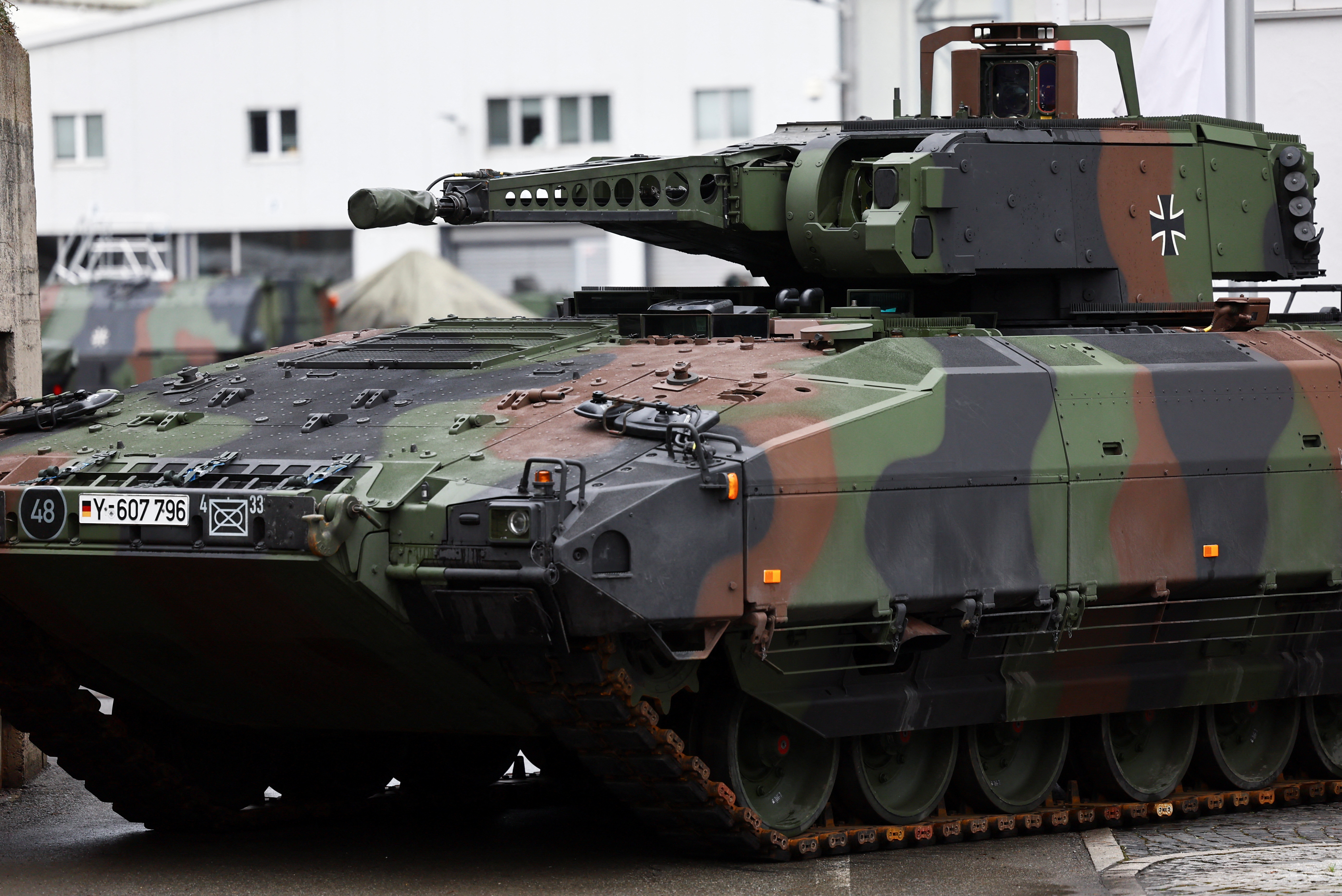 Niet genoeg Menstruatie Gezondheid Germany plans to buy 50 Puma army vehicles worth 1.5 billion euros | Reuters