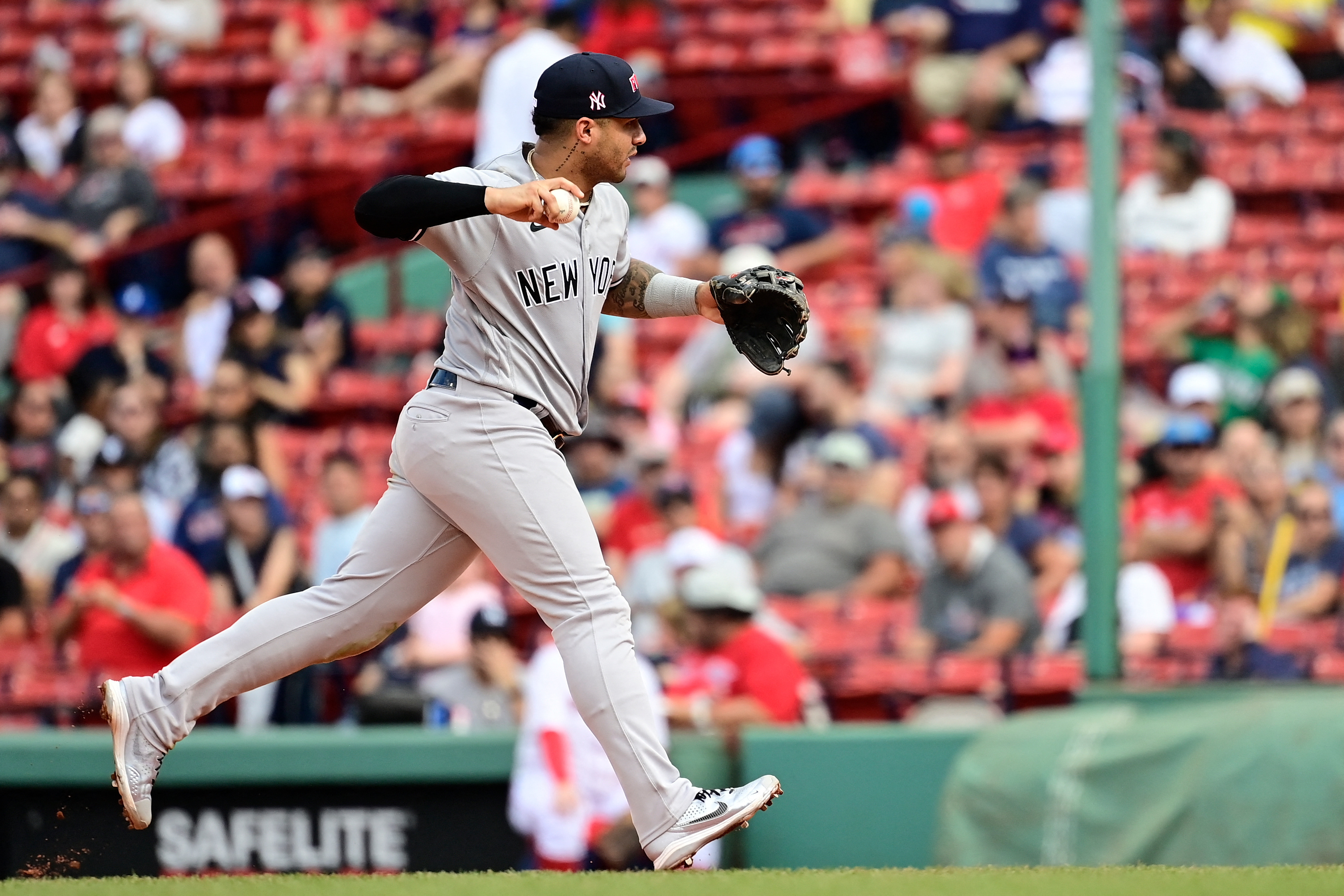 Yankees sweep Fenway Park doubleheader for first time since 2006 as Boone  gets 500th win - The San Diego Union-Tribune