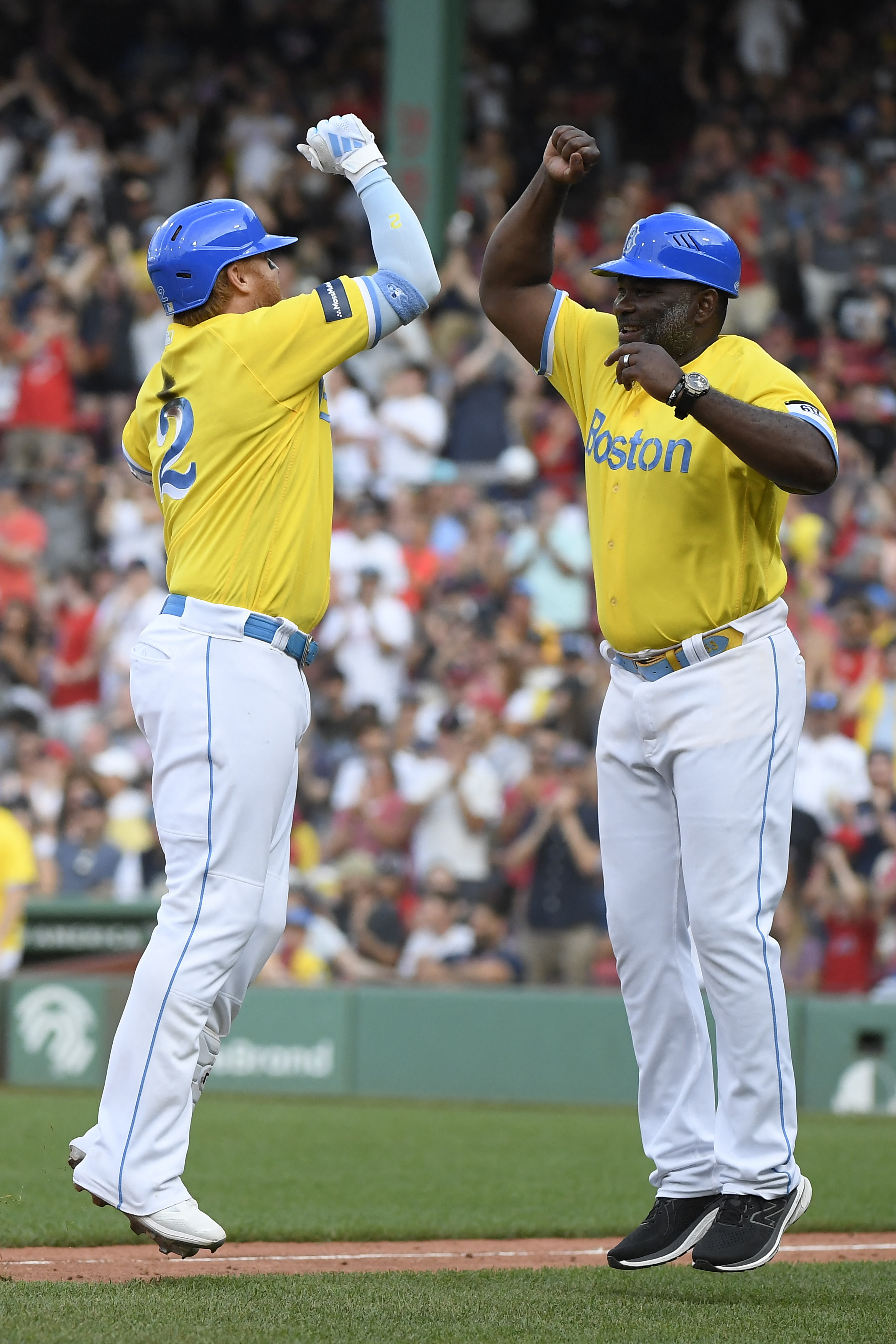 Why did the Boston Red Sox Wear Yellow and Blue Jerseys?