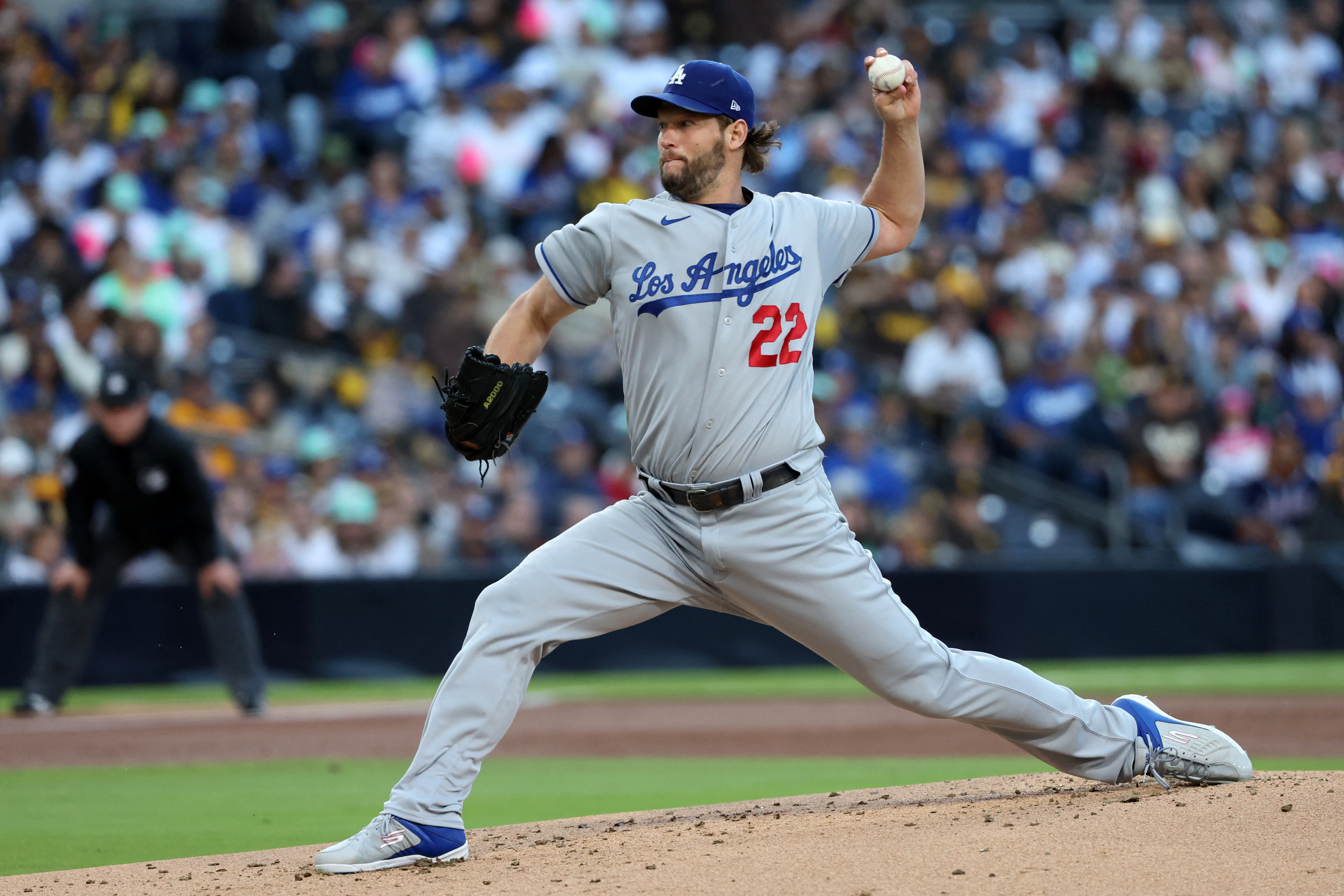 Dodgers ace Clayton Kershaw doubles down on stance about Padres