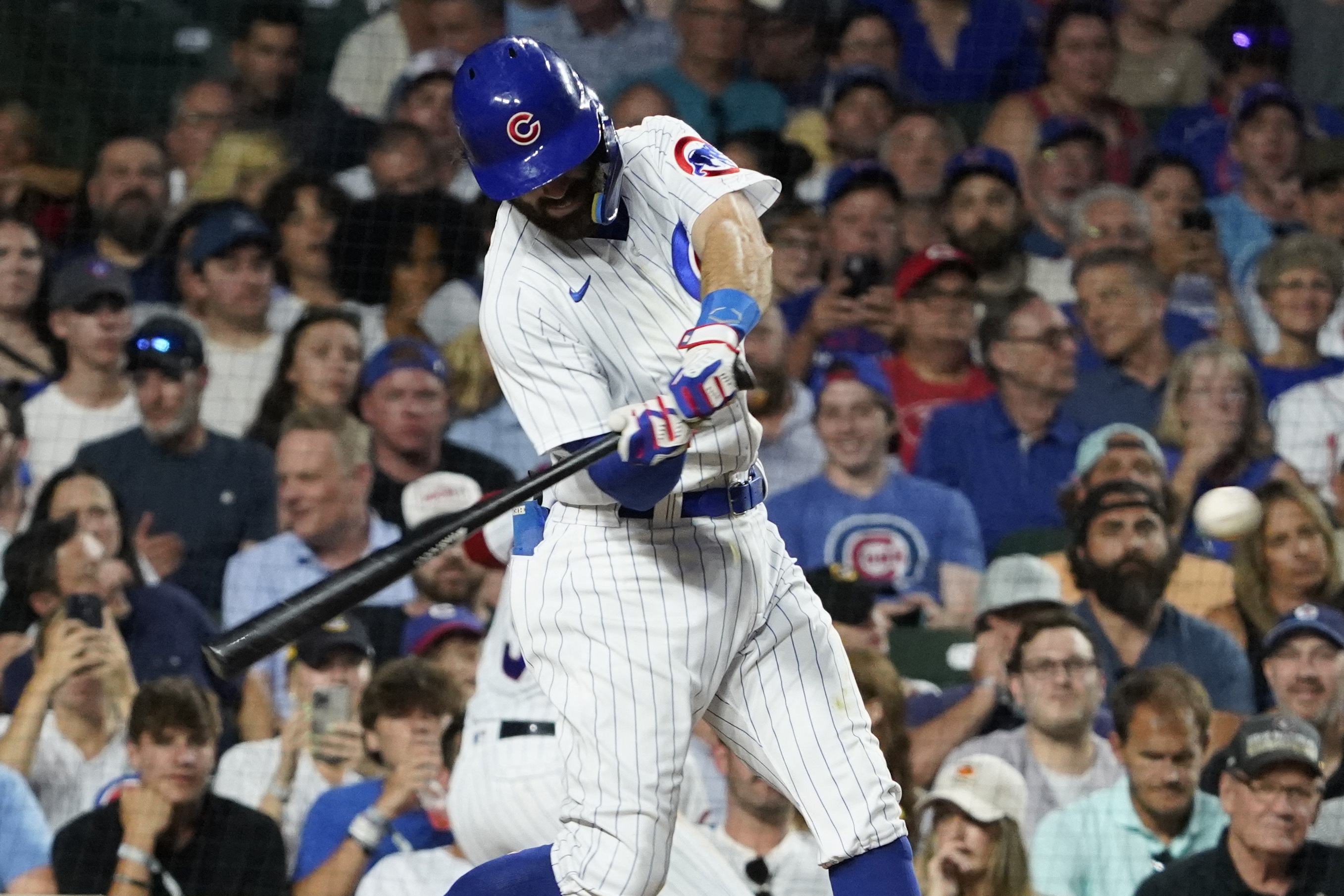 Cubs mash 7 HRs, put up 20 runs in drubbing of Reds